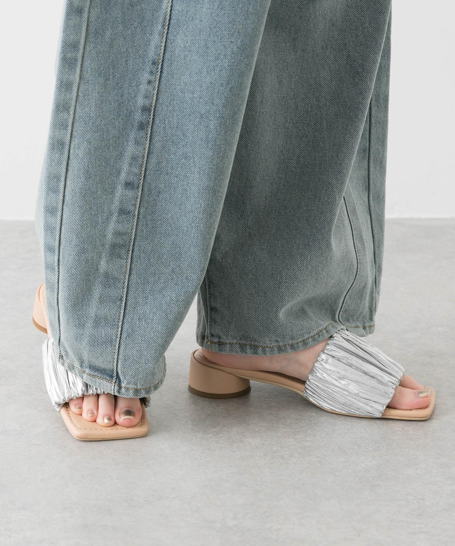 スクエアトゥメタリックギャザーサンダル SILVER S