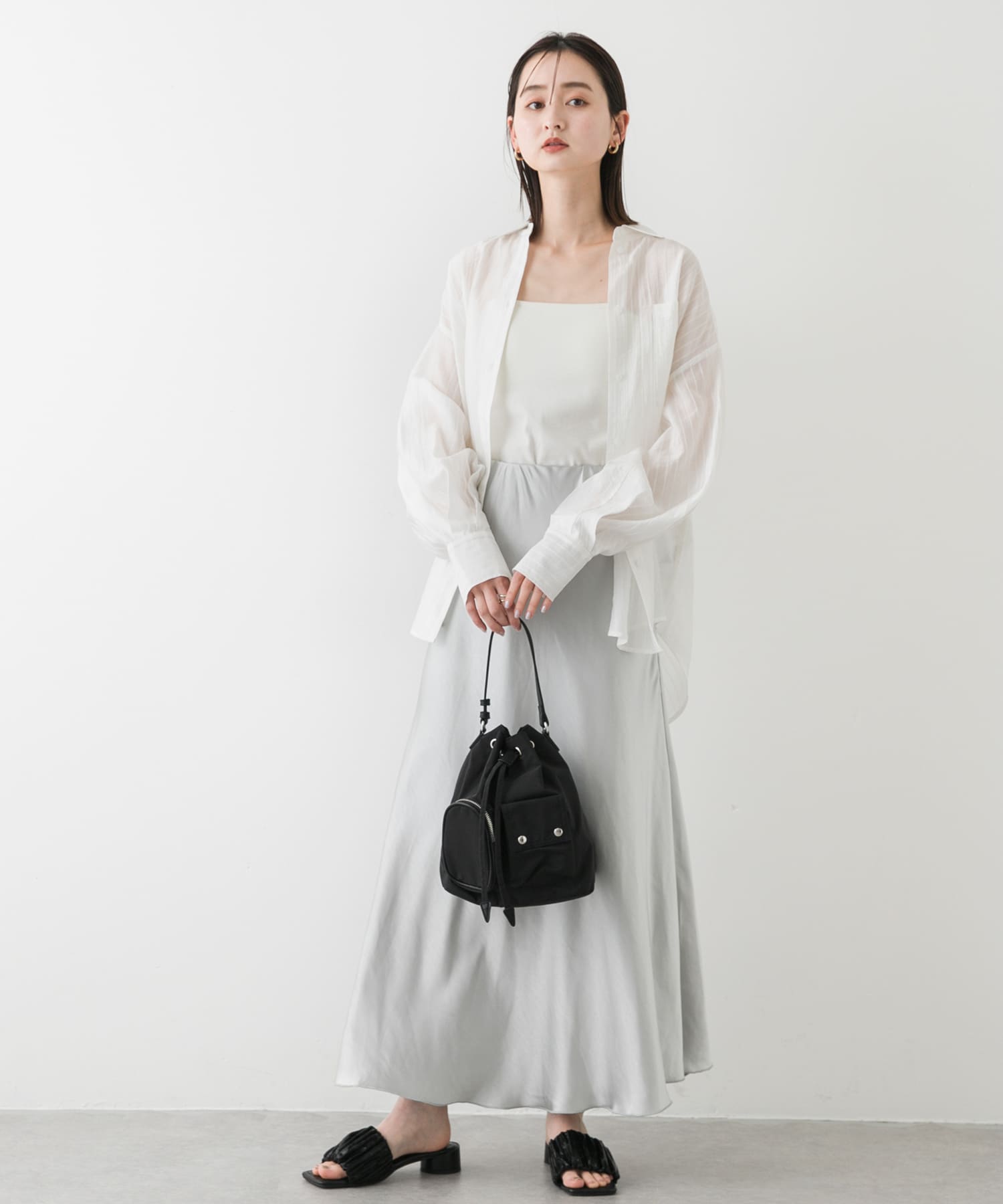 スクエアトゥメタリックギャザーサンダル BLACK S