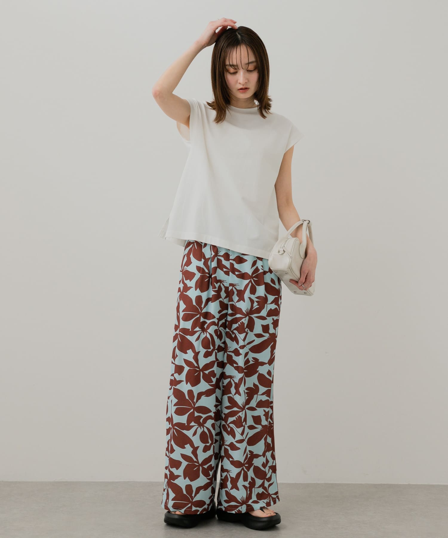 『WEB限定』トングクッションサンダル BLACK 23.5