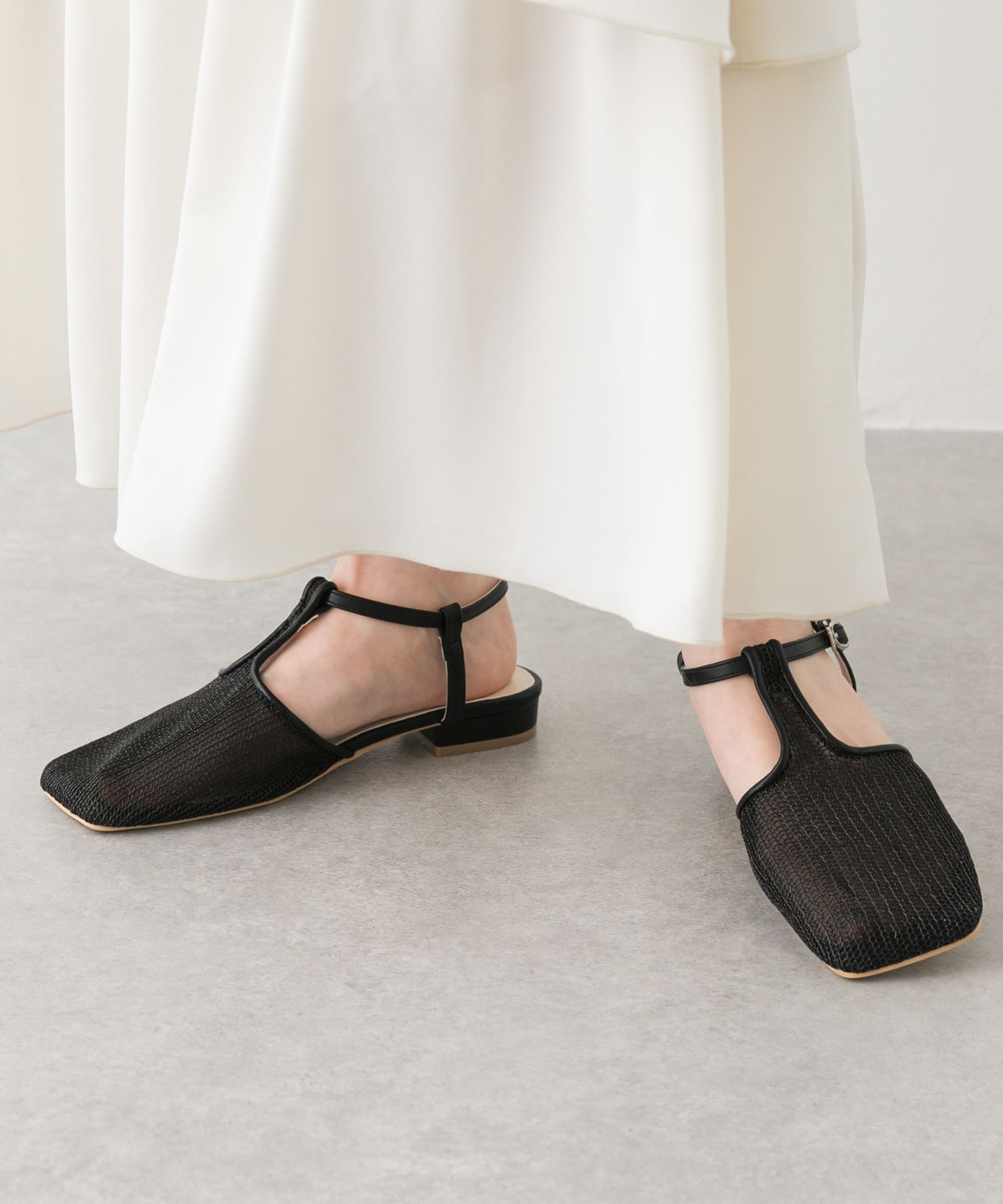 Tストラップメッシュサンダル BLACK S