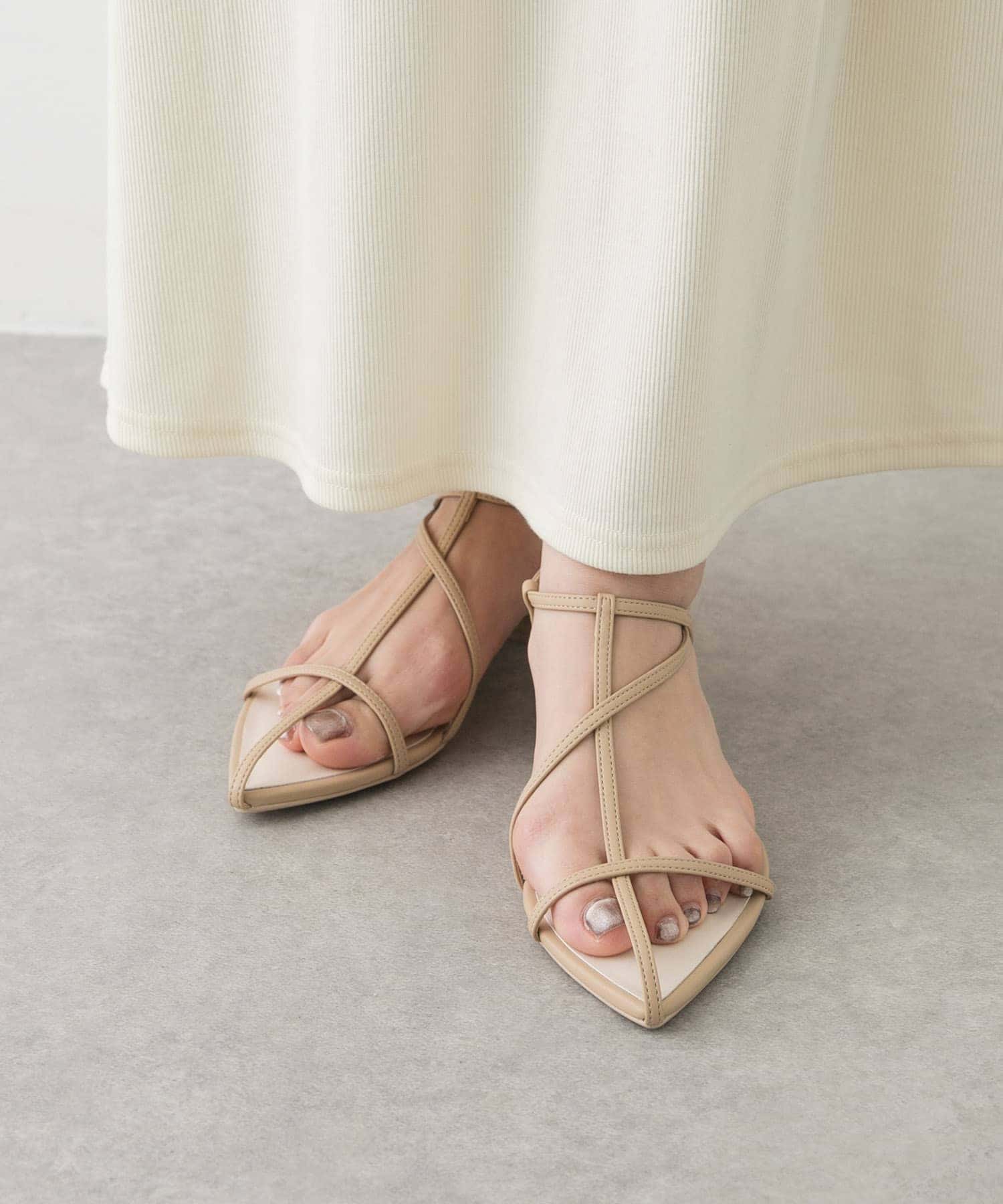 ポインテッドナローストラップサンダル BEIGE S