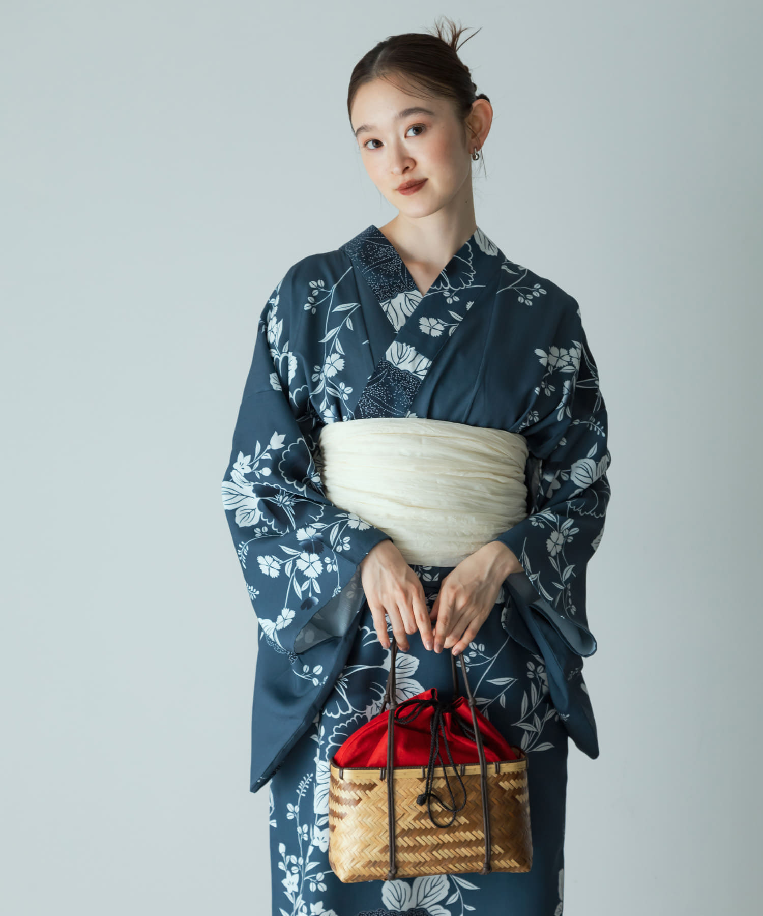 身長：163cm サイズ：one