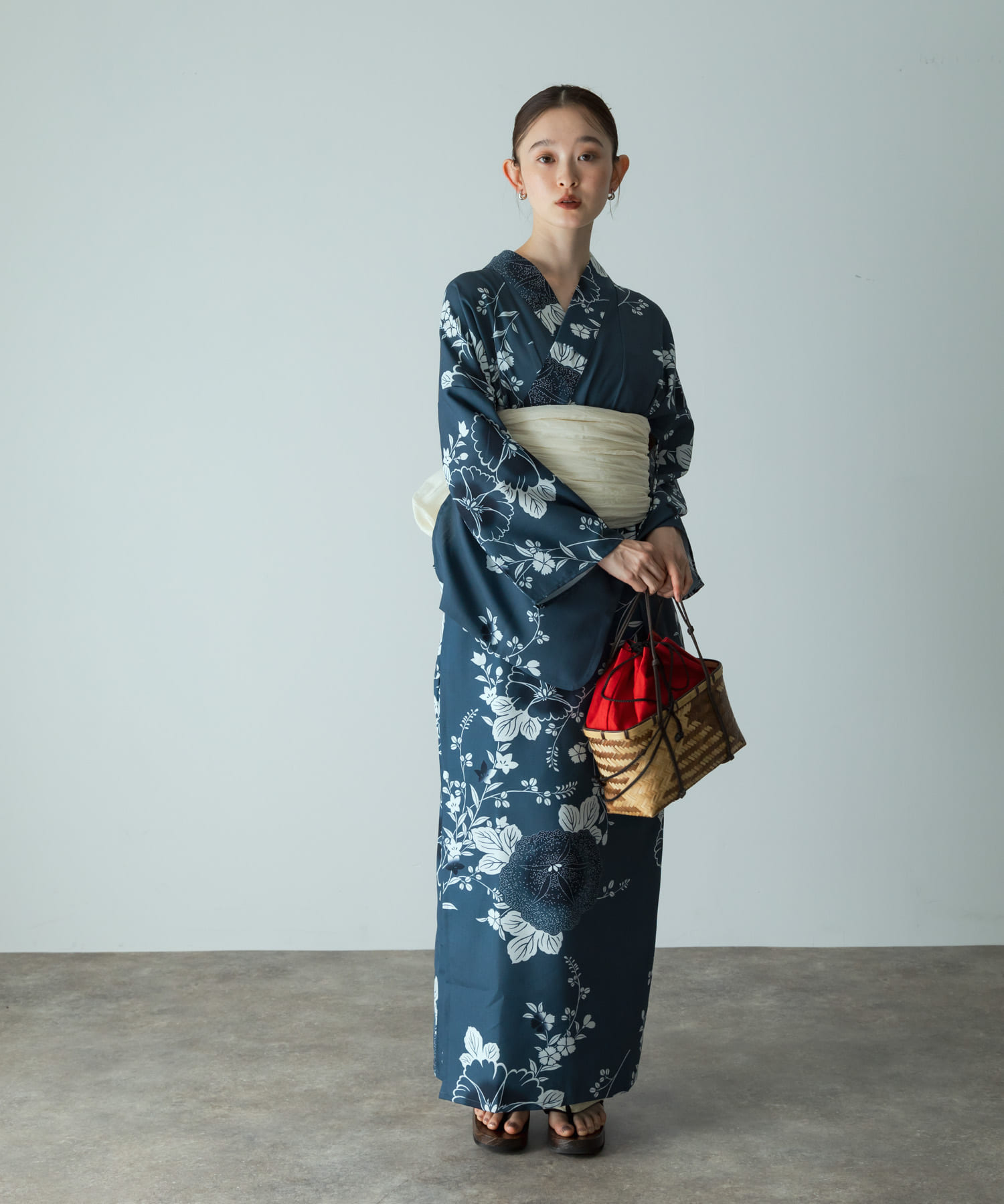 身長：163cm サイズ：one
