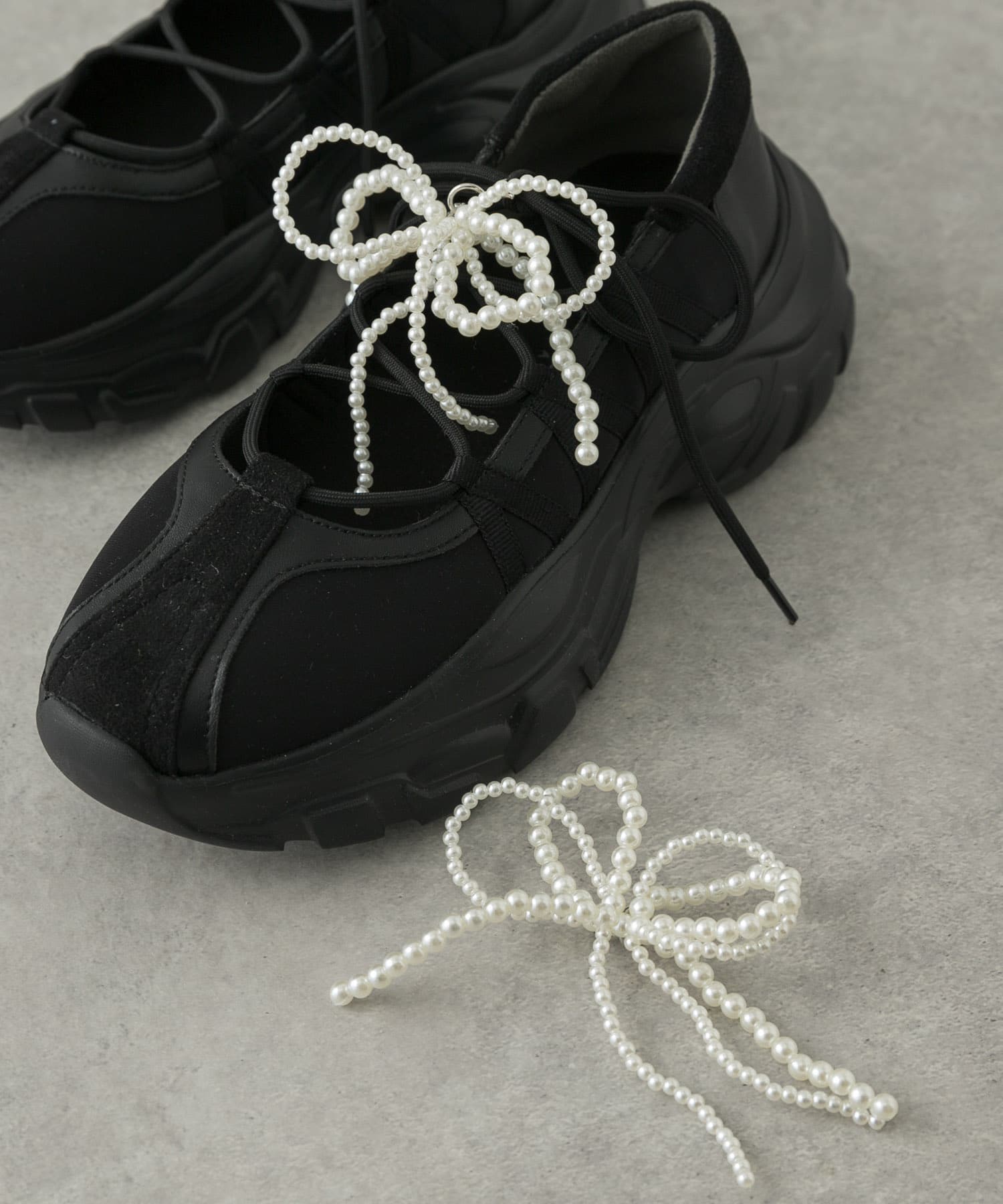 『WEB/一部店舗限定』リボンシューズチャーム OFF WHITE one