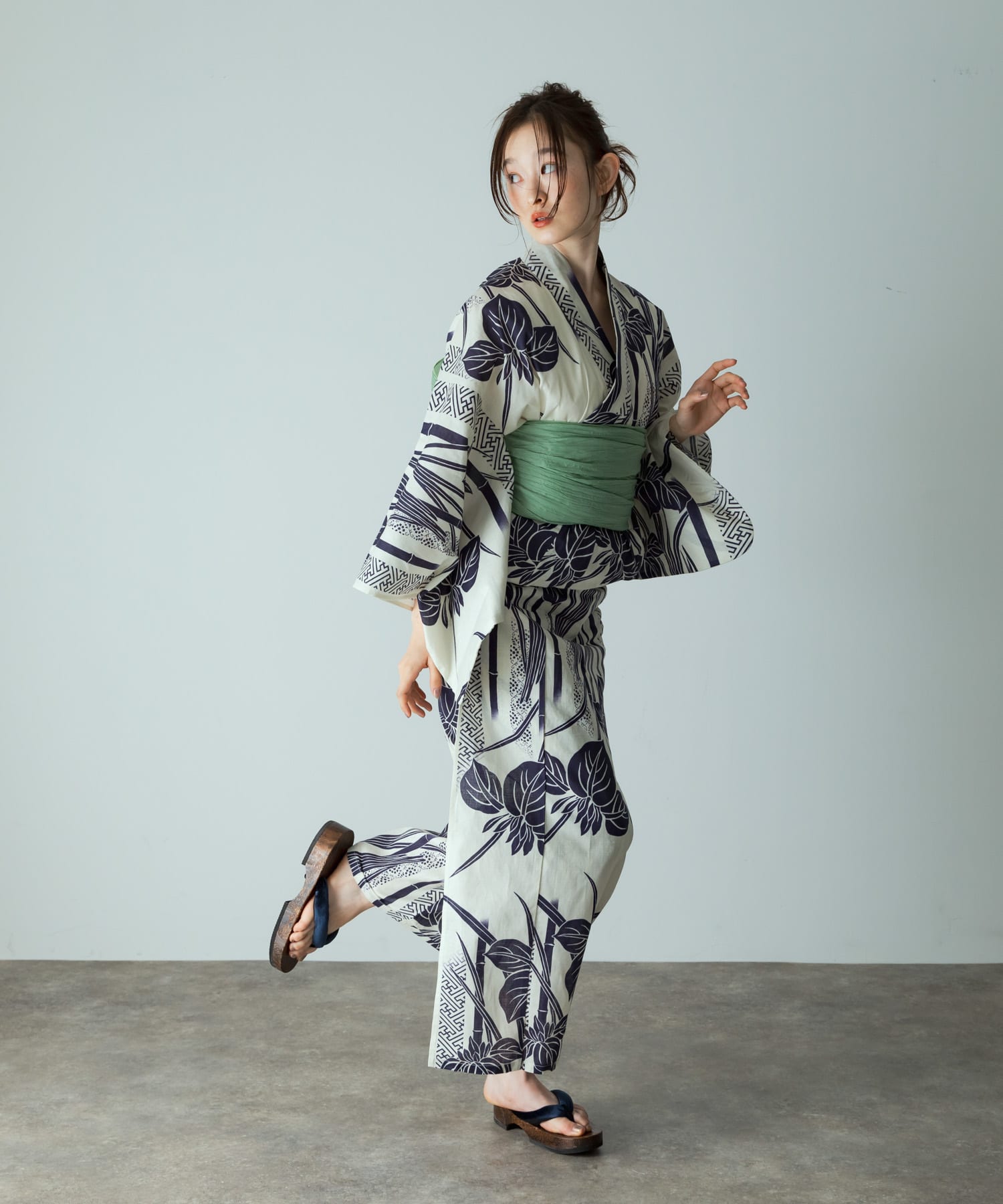 身長：163cm サイズ：one