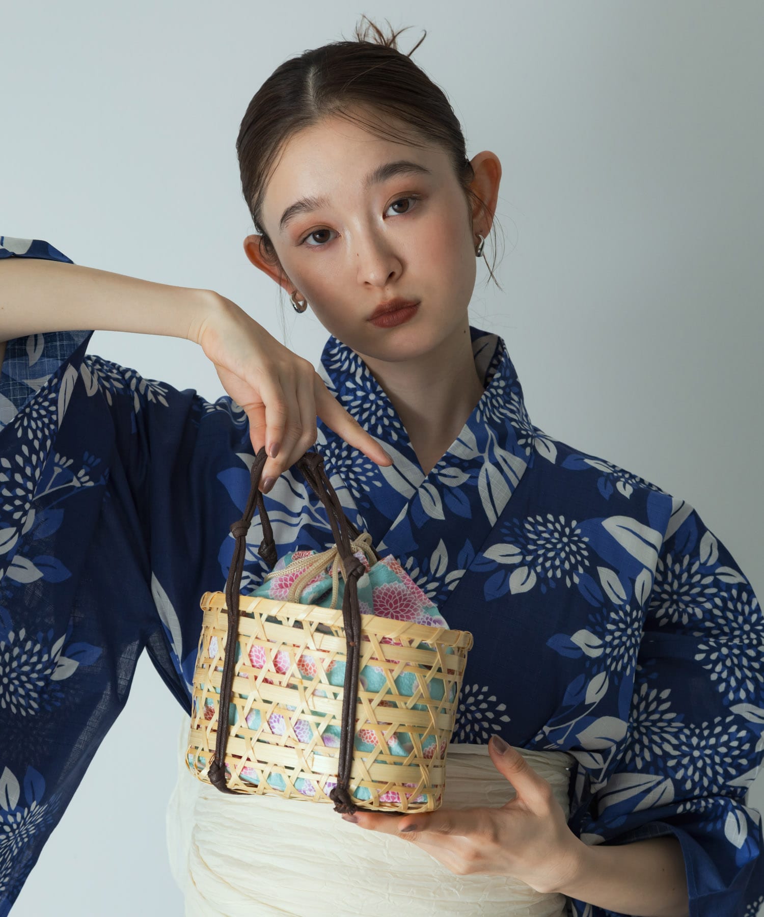 カゴキンチャクバッグA BEIGE one