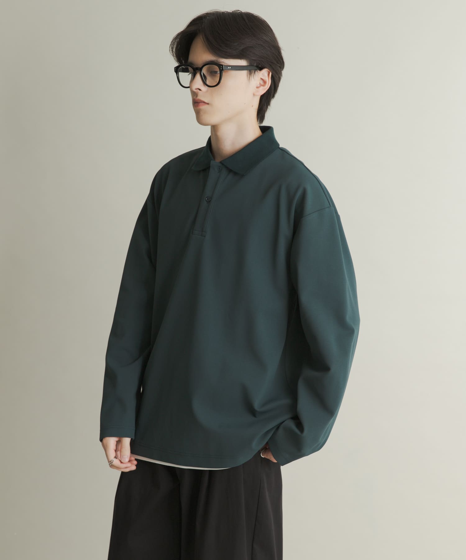 GREEN