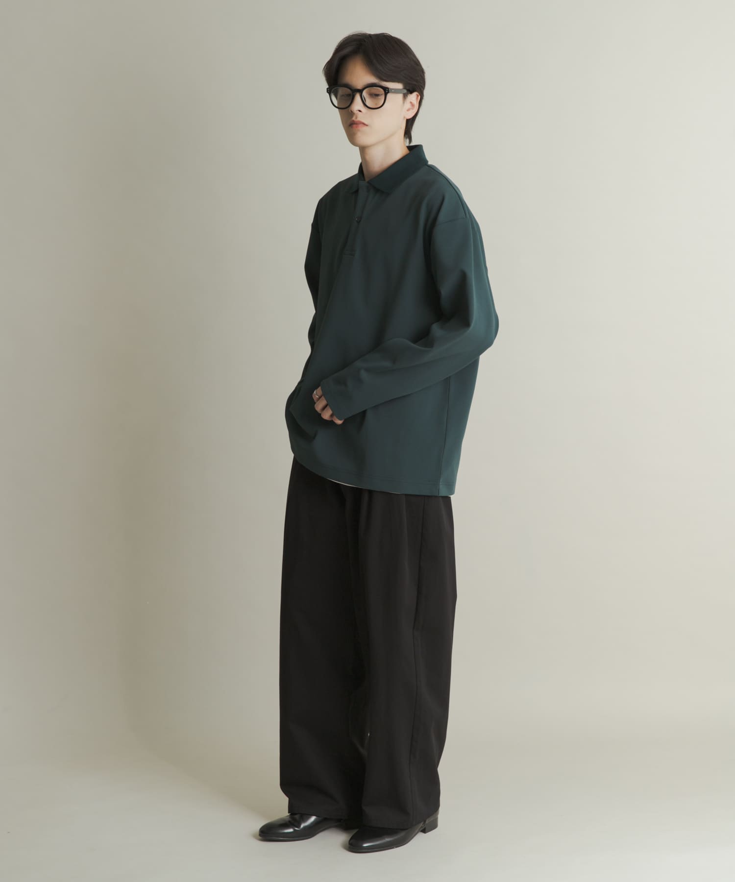 GREEN