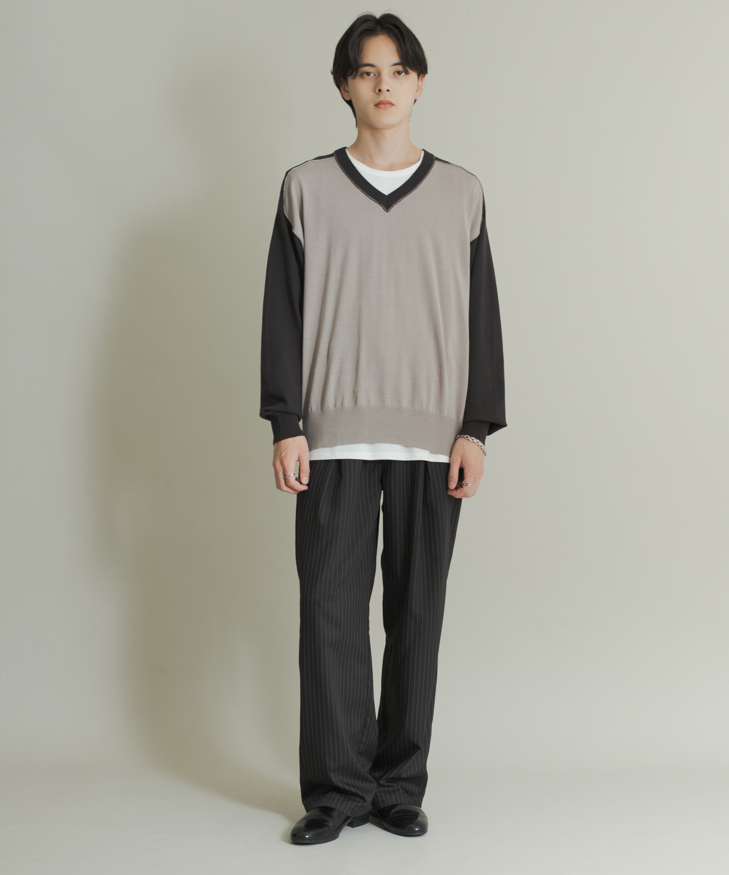 GRY×BLK