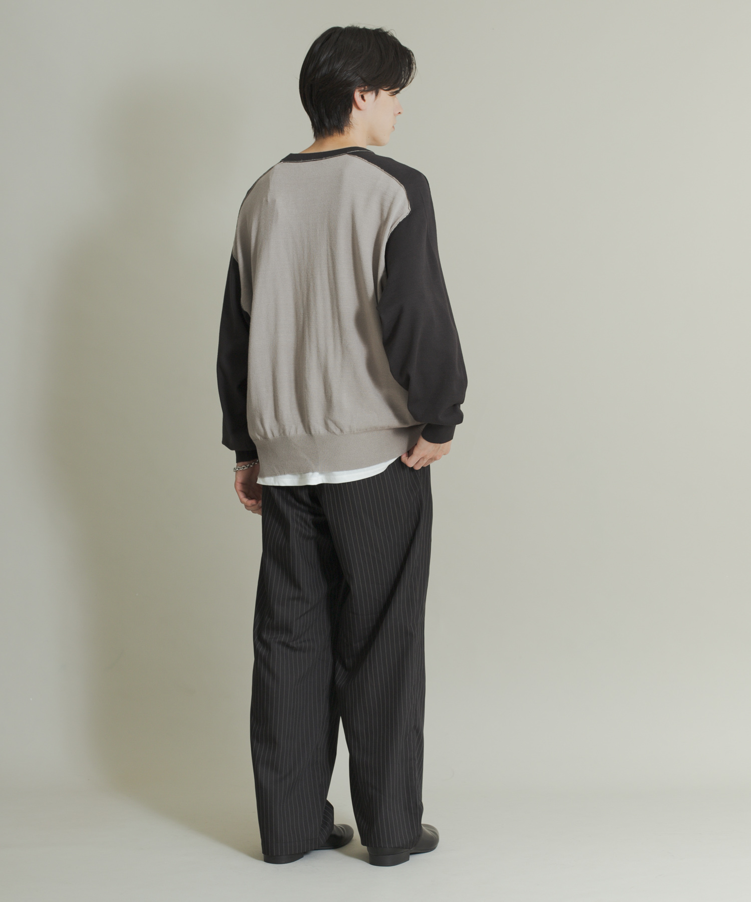 GRY×BLK