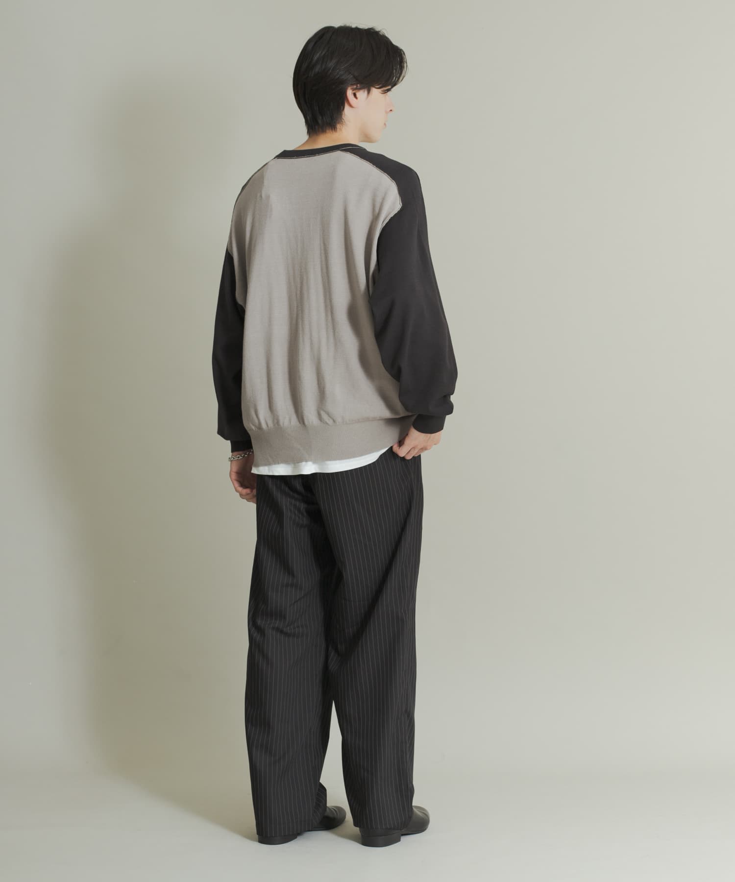 GRY×BLK