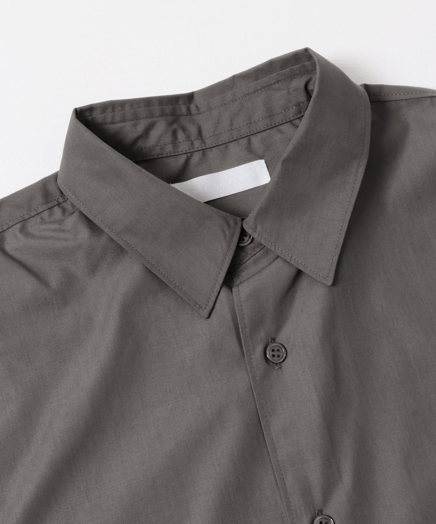 『ユニセックス』ブロードレギュラーカラールーズシャツ CHARCOAL M