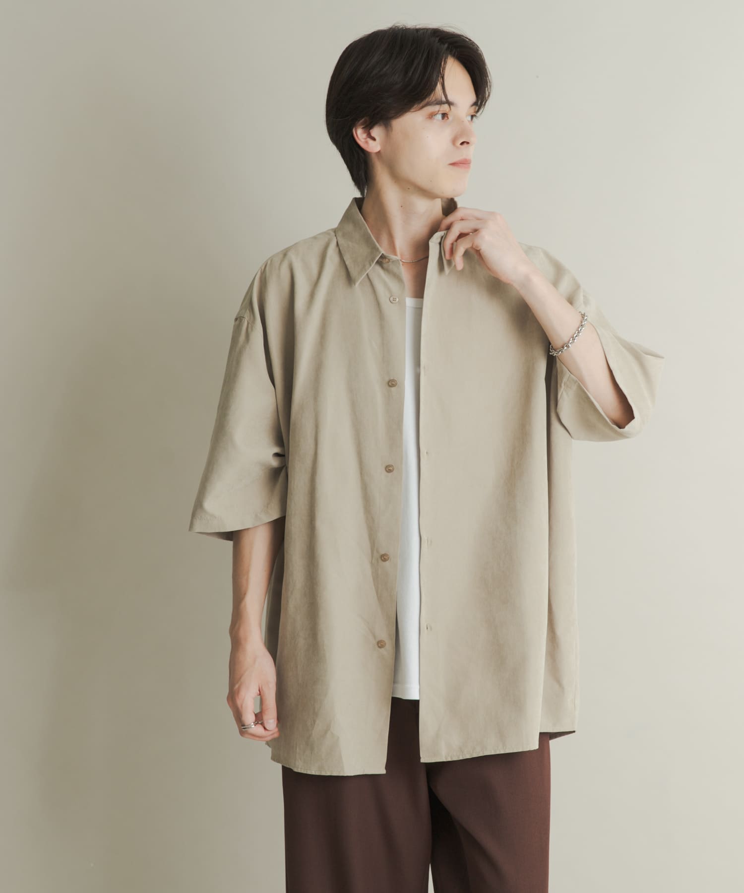 BEIGE