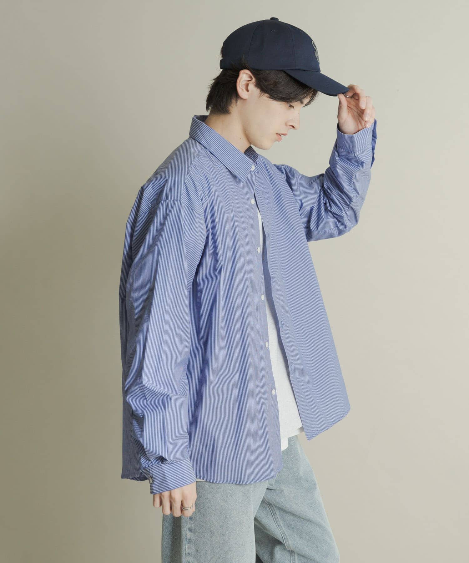 BLU×WHT