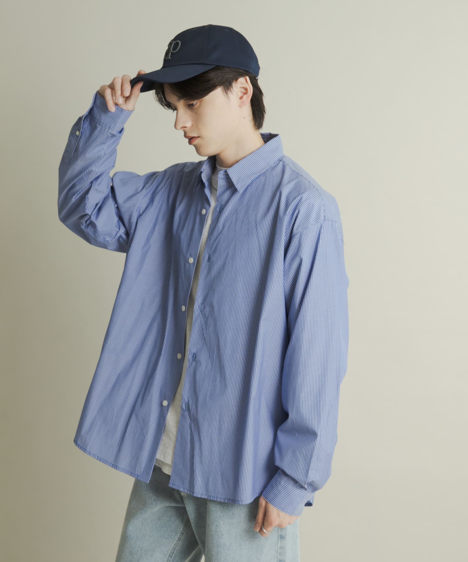 BLU×WHT
