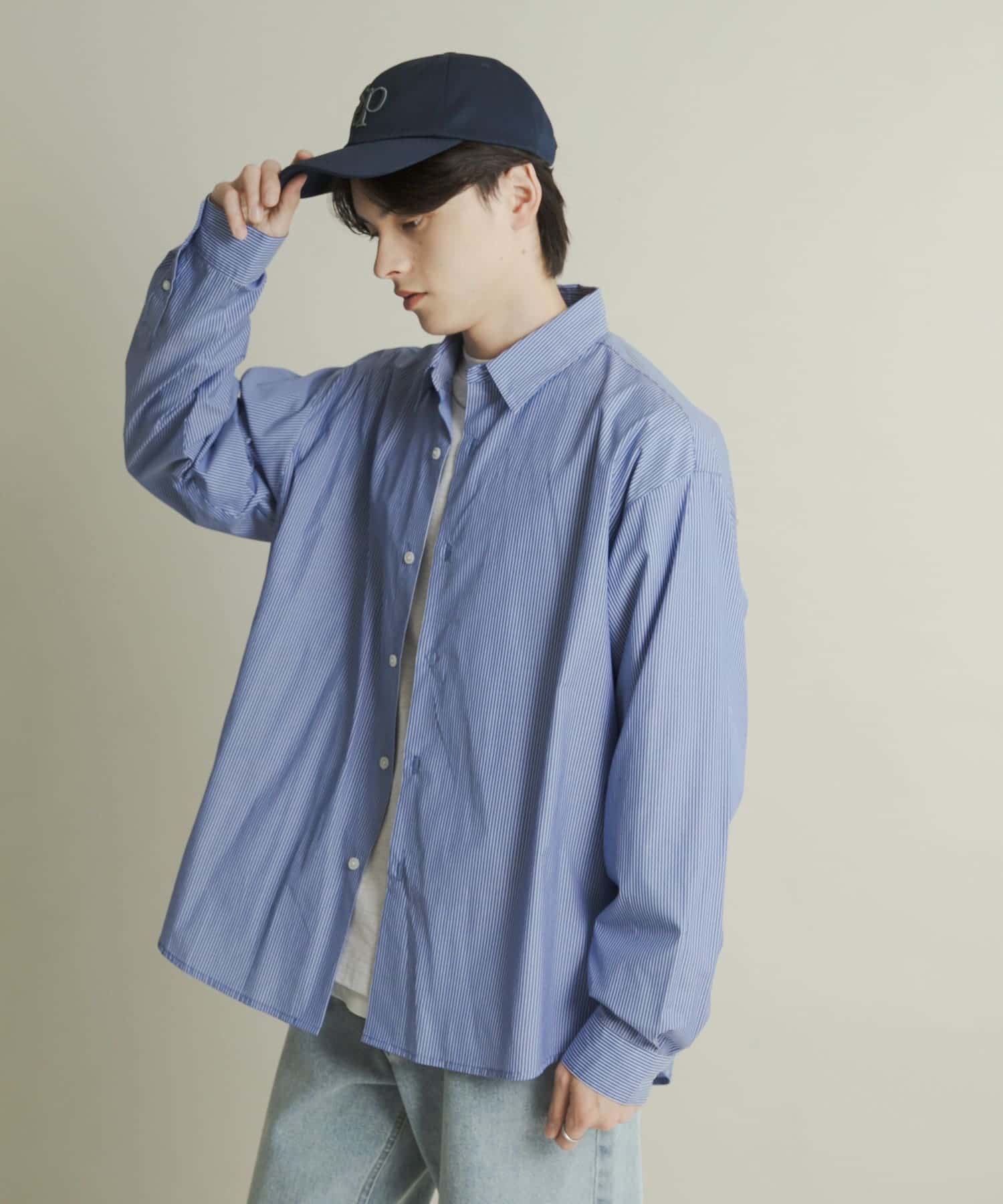 BLU×WHT