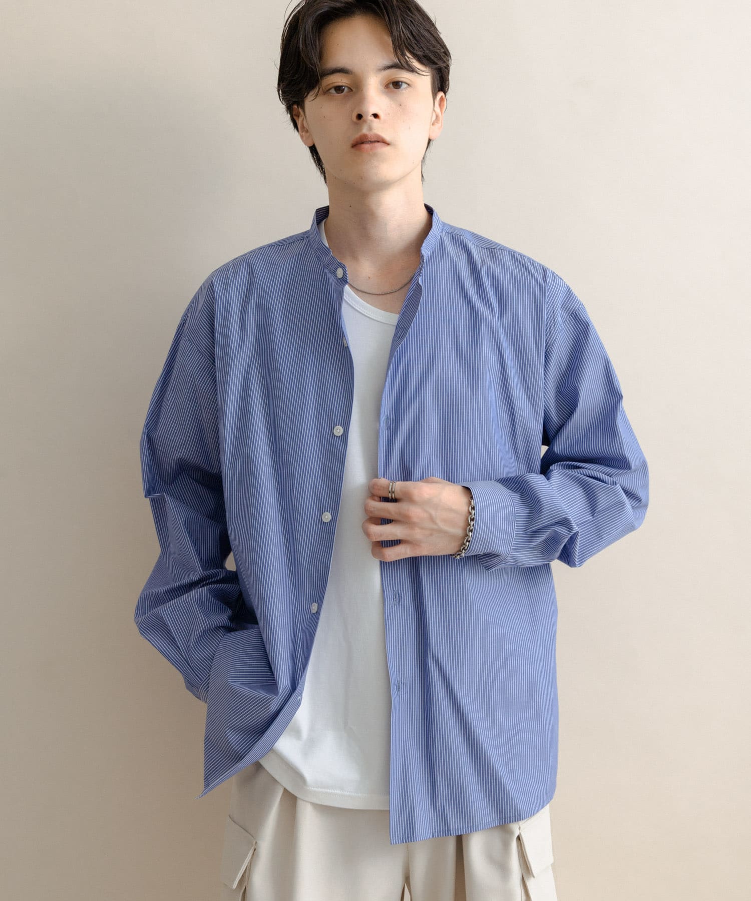 BLU×WHT