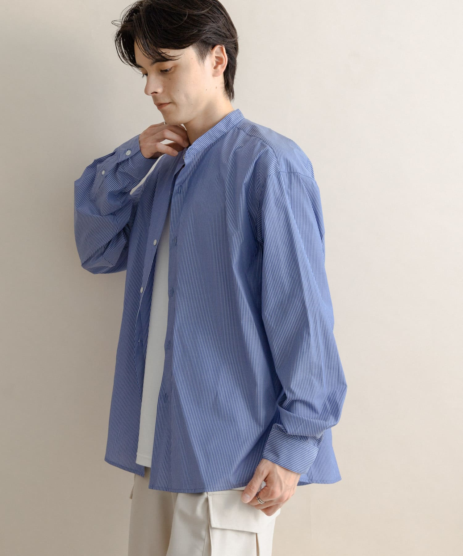 BLU×WHT