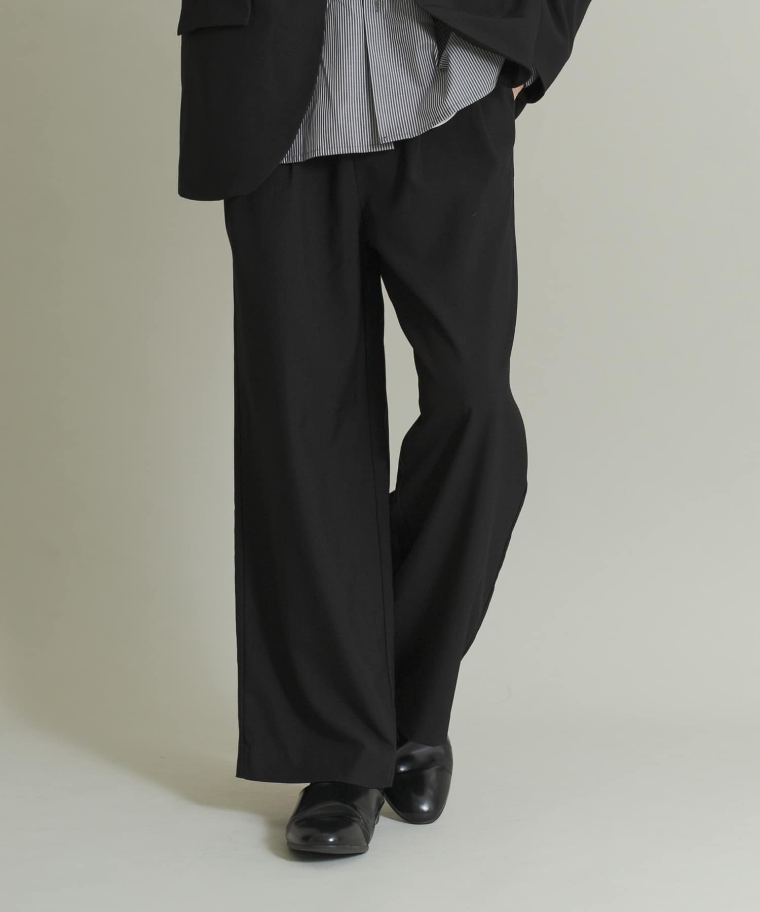 コンフォートストレートスラックス