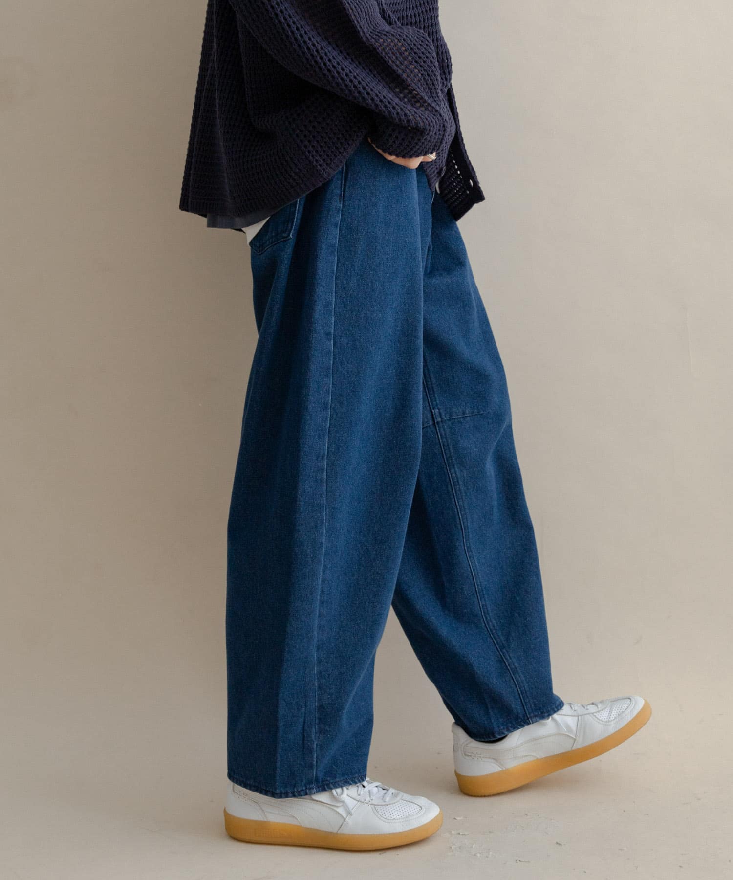 バレルレッグデニムパンツ