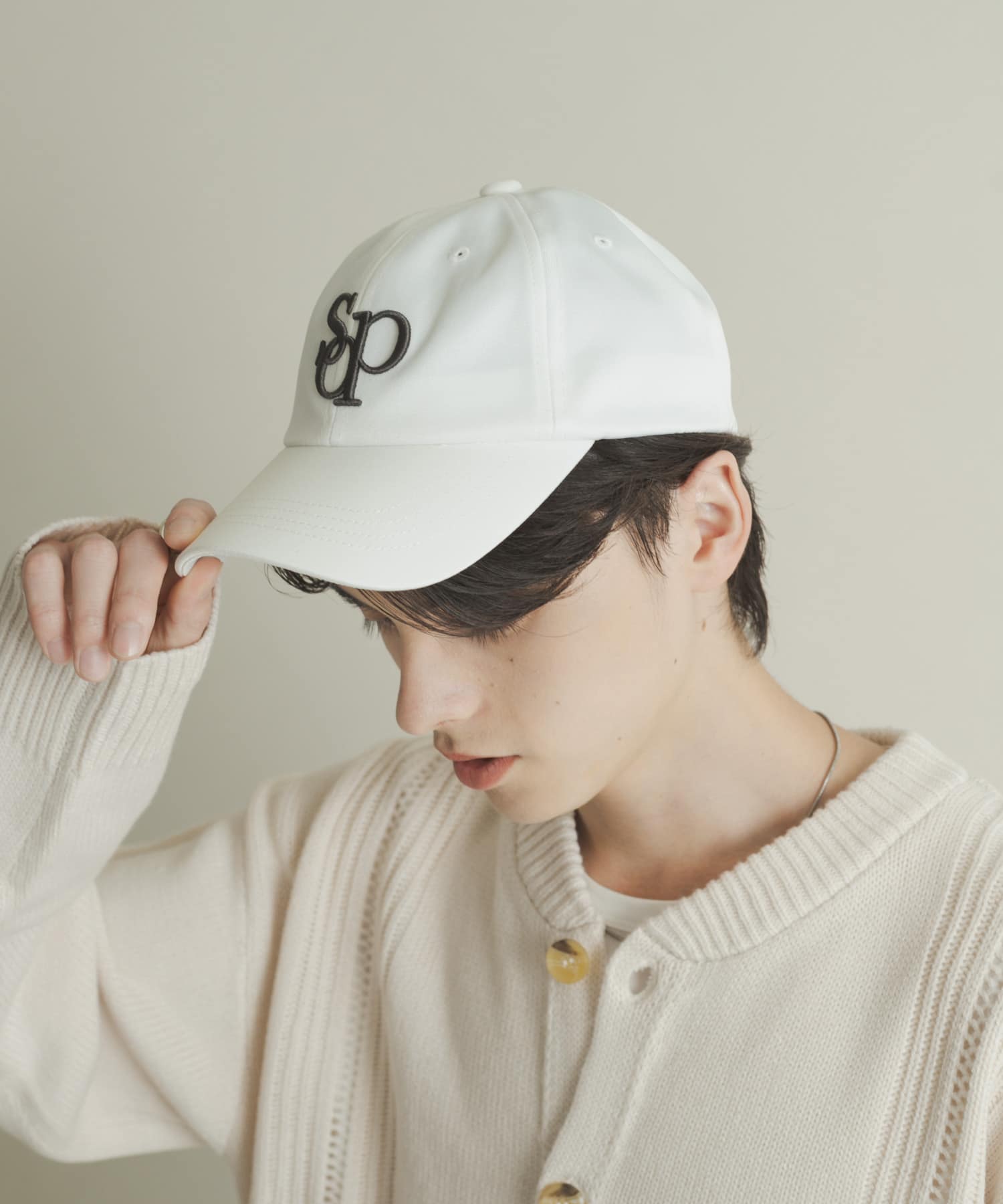 logo embroidery ball cap WHITE one