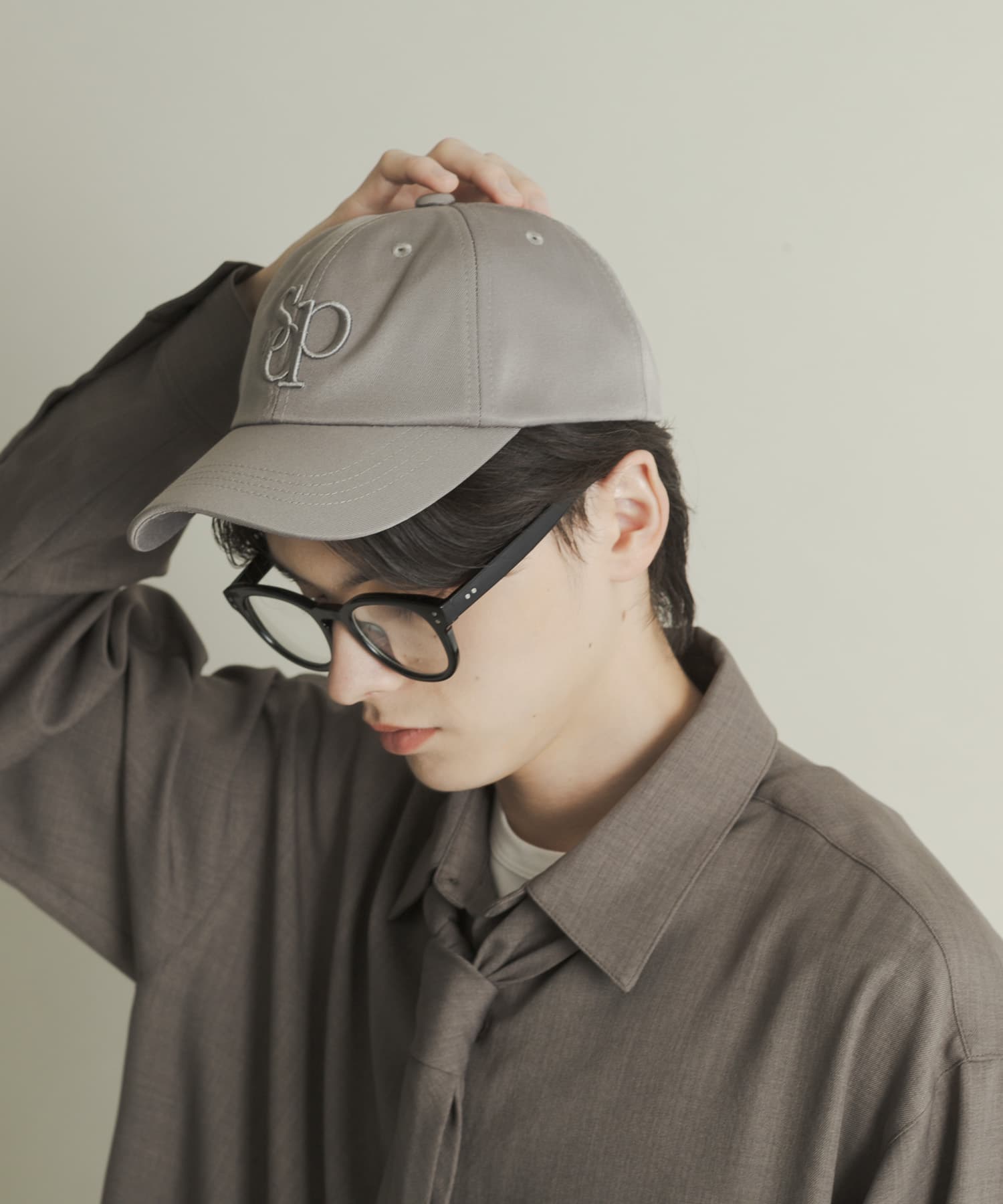 logo embroidery ball cap GRAY one