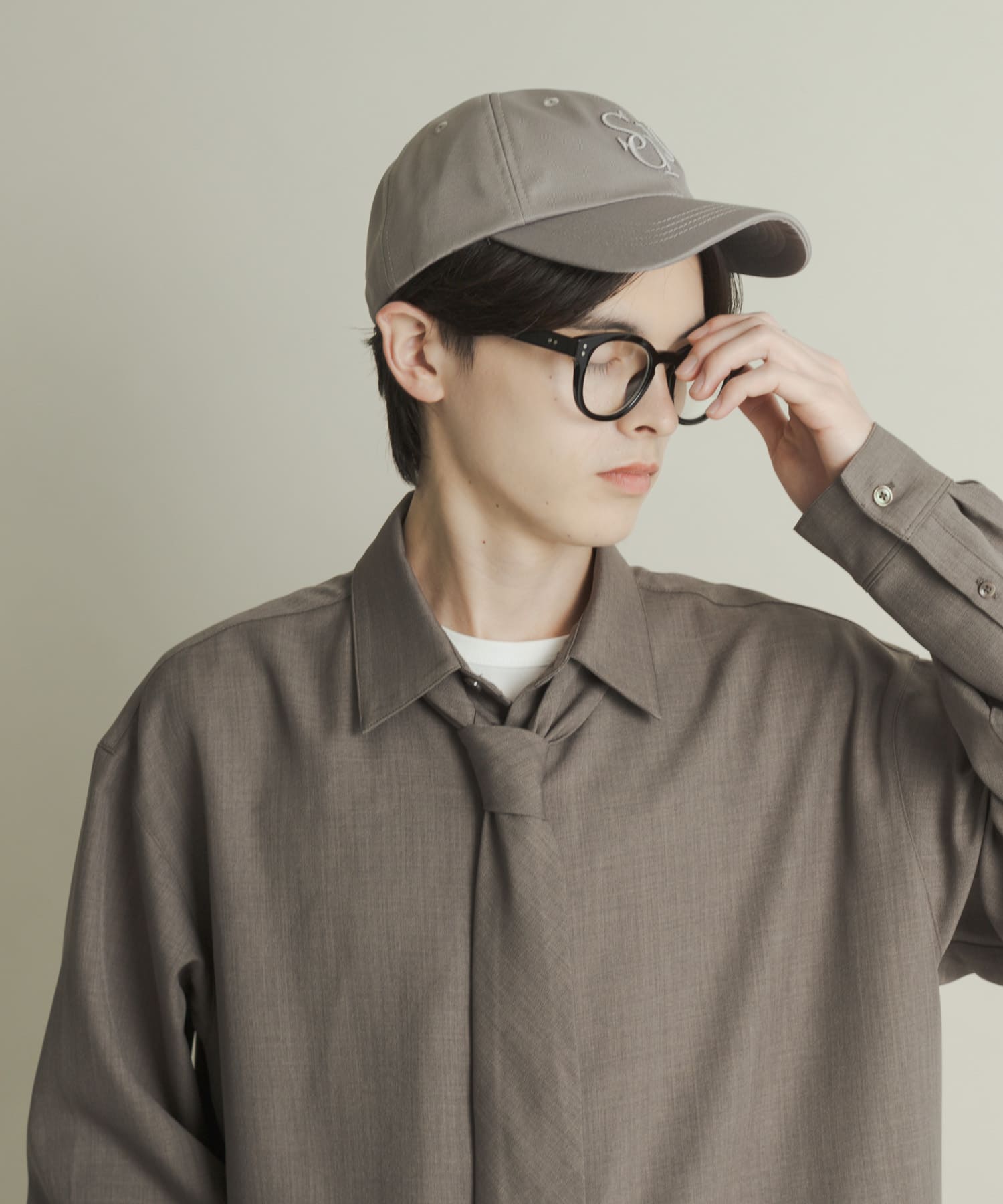logo embroidery ball cap GRAY one