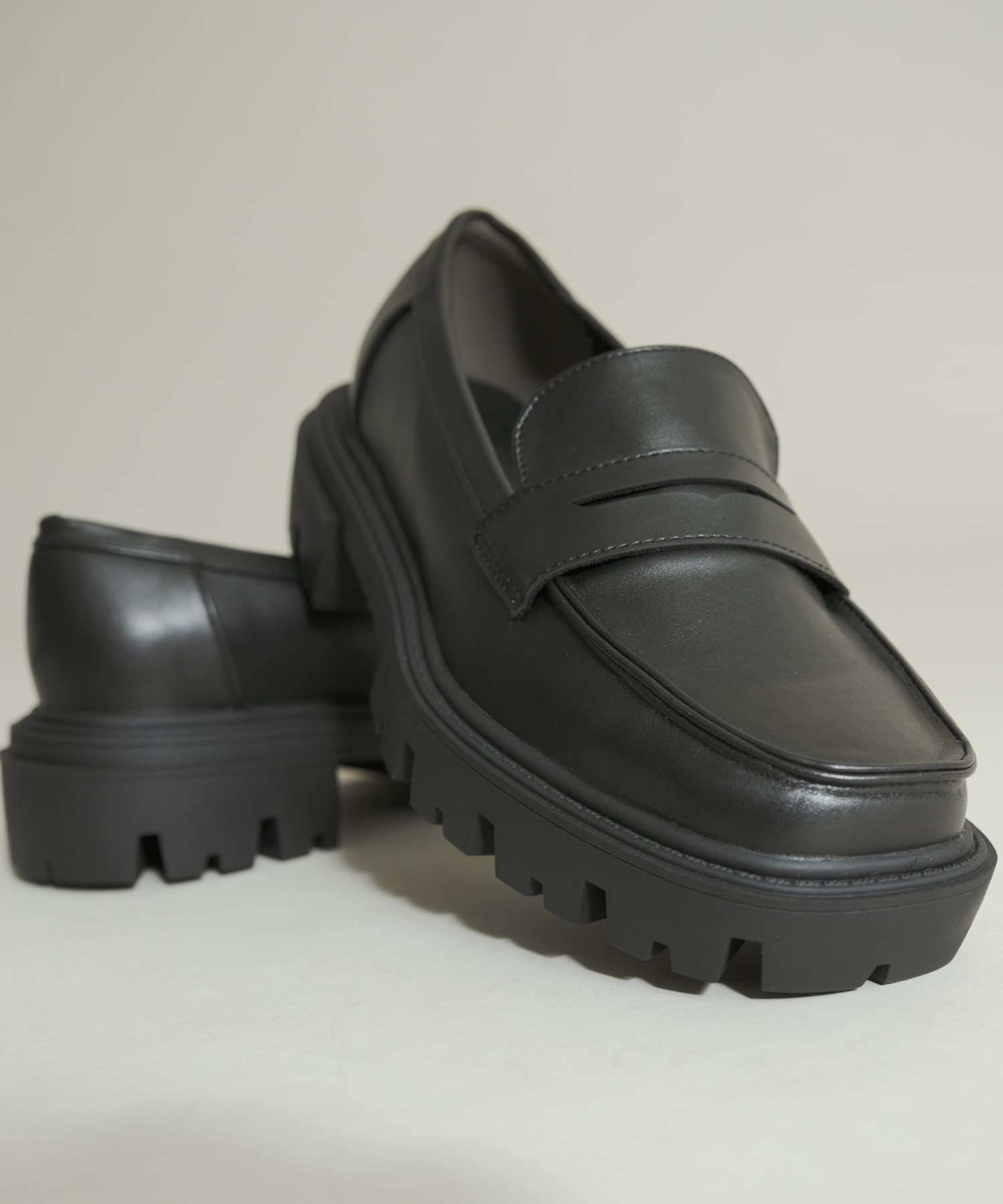 トラックソールコインローファー BLACK 26