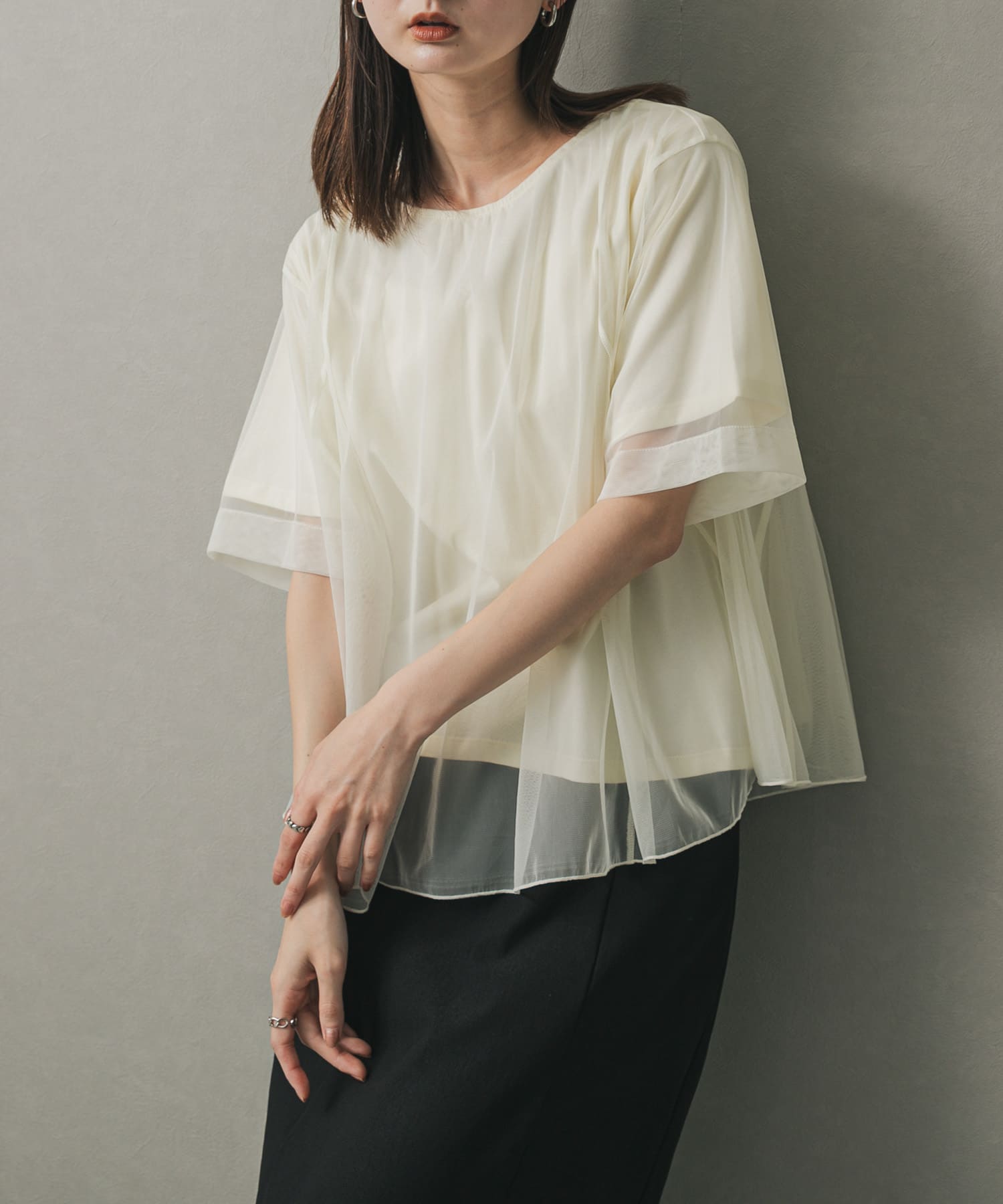 チュールレイヤードカットトップ