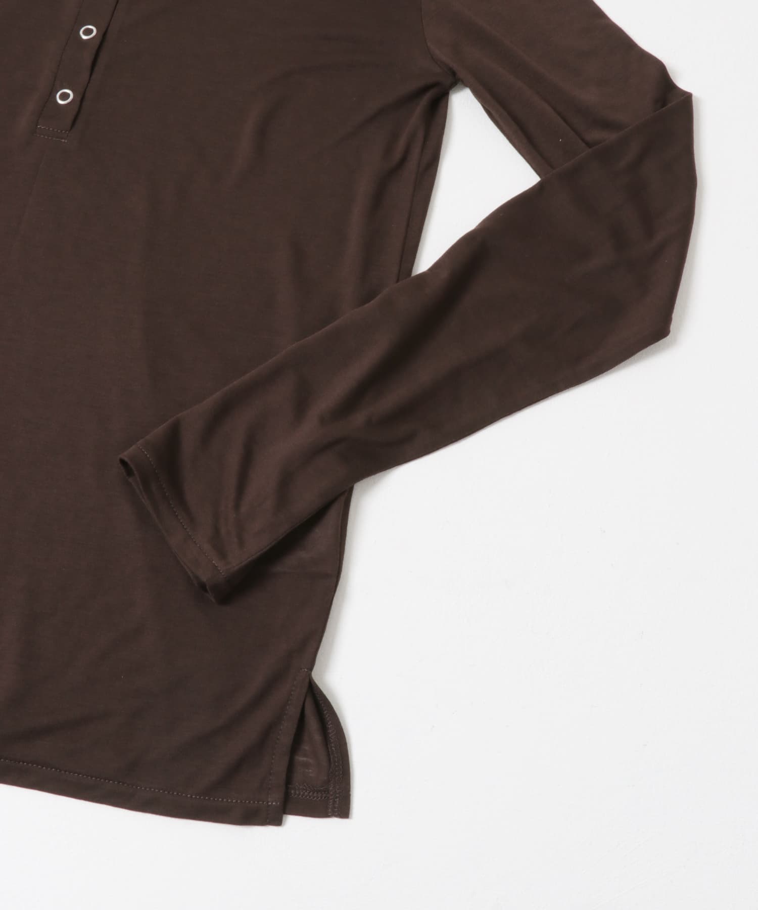 ヘンリーネックプレーンカットトップ BROWN one