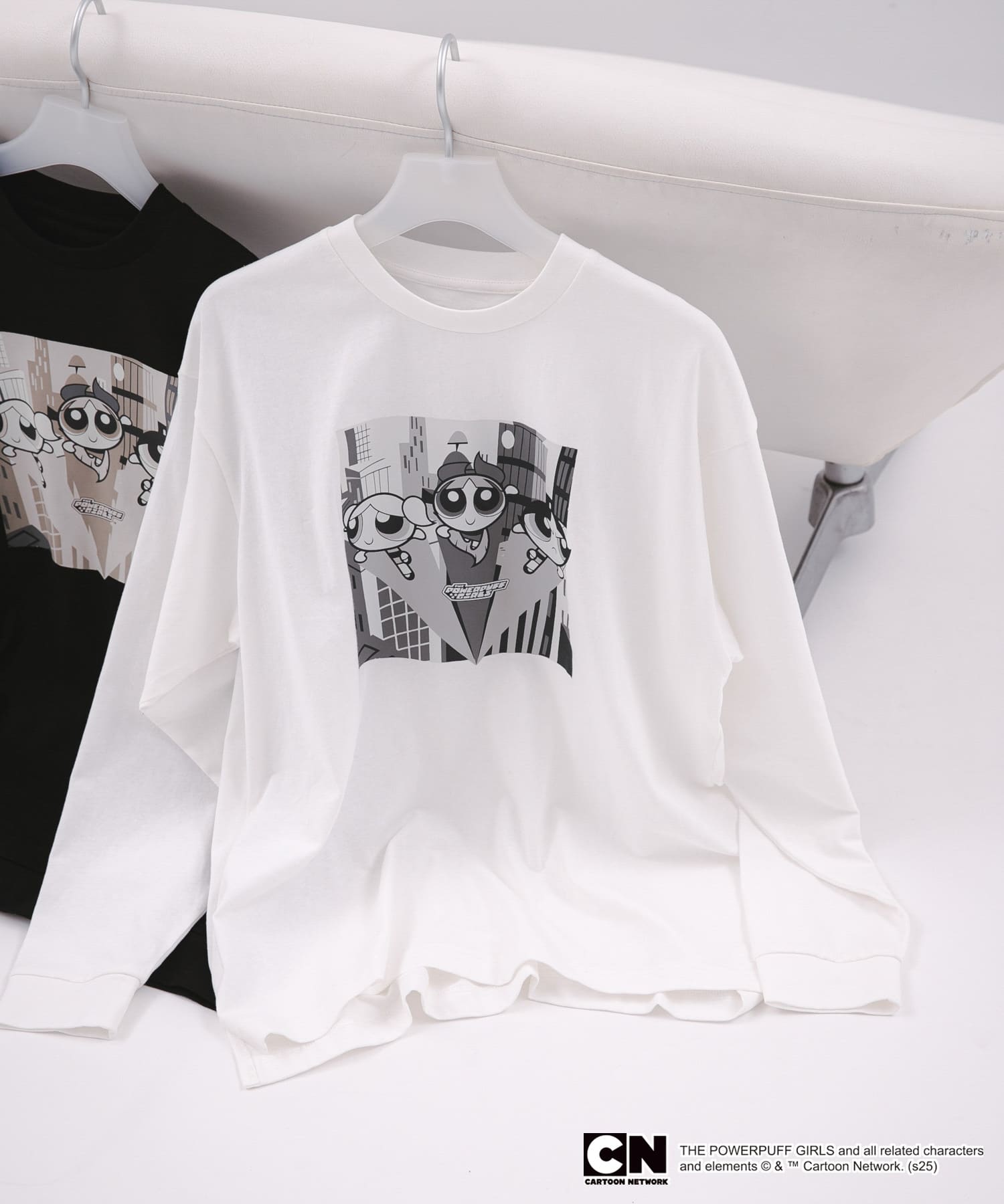 OFF WHITE