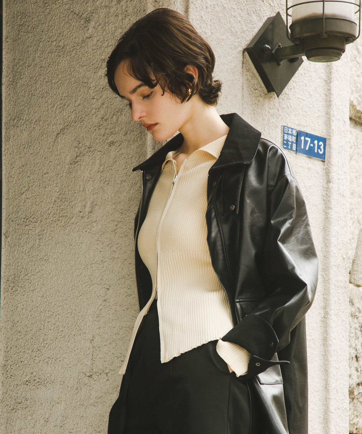 Y.BEIGE
