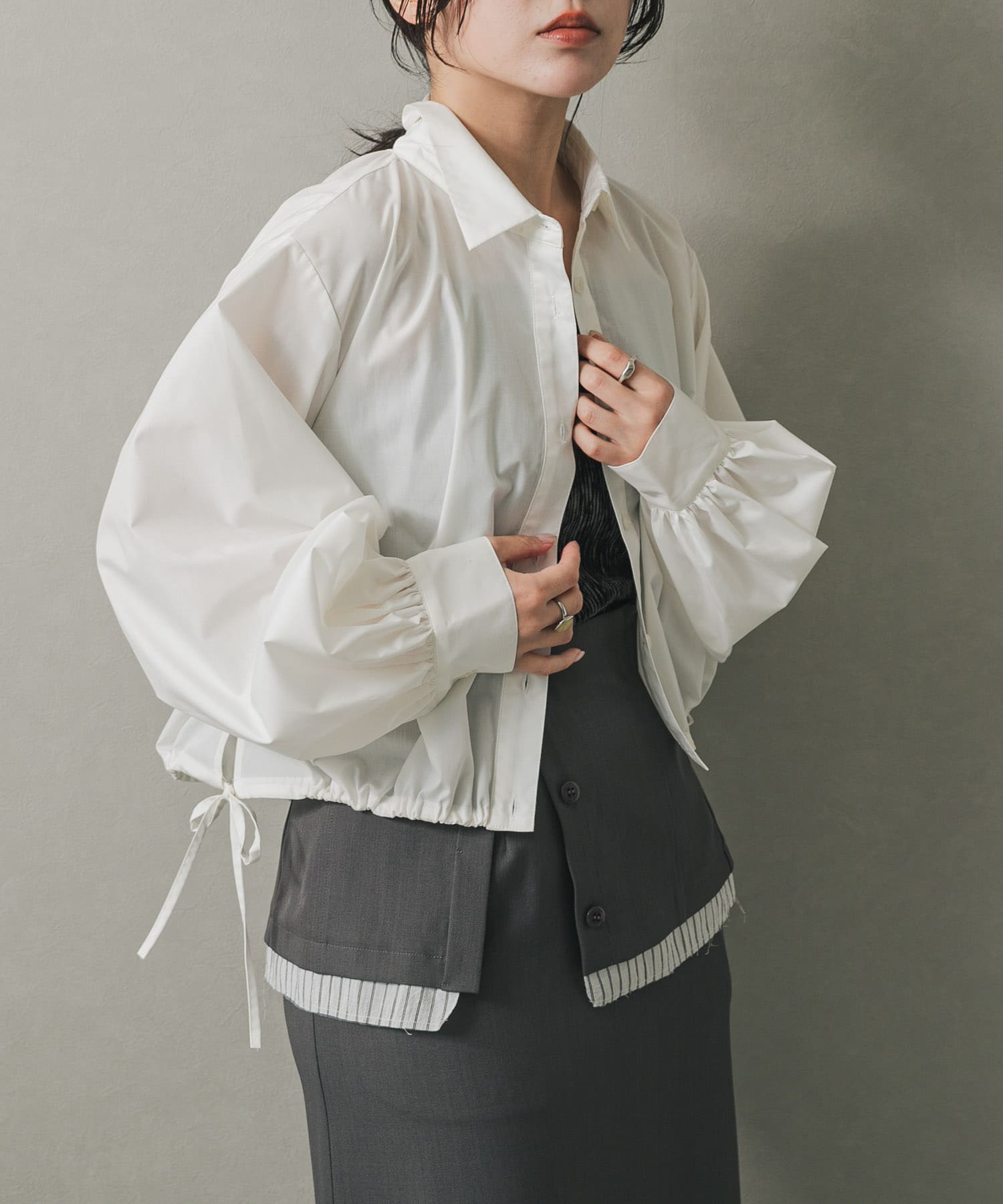 OFF WHITE