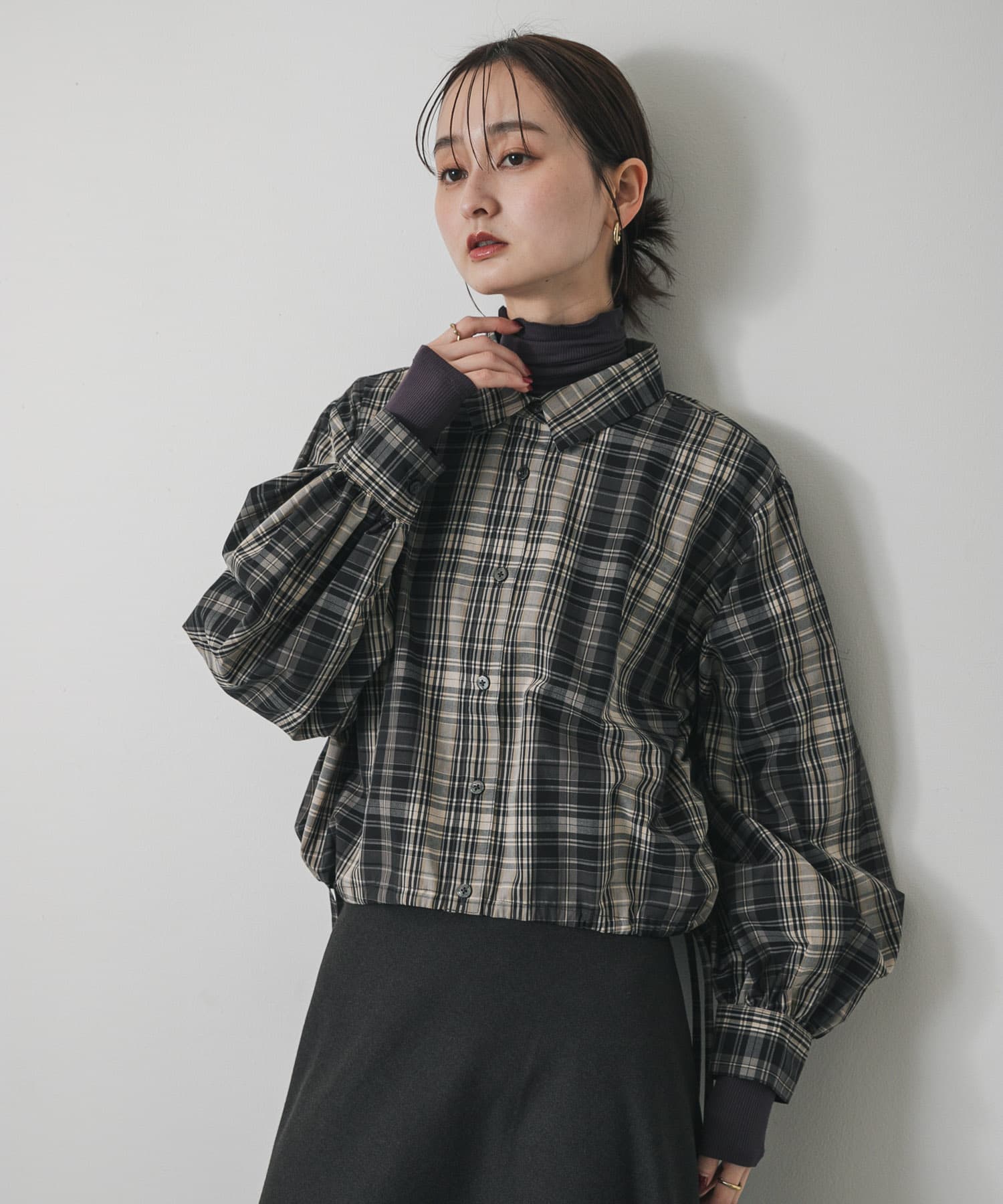 クロップドバルーンシャツ