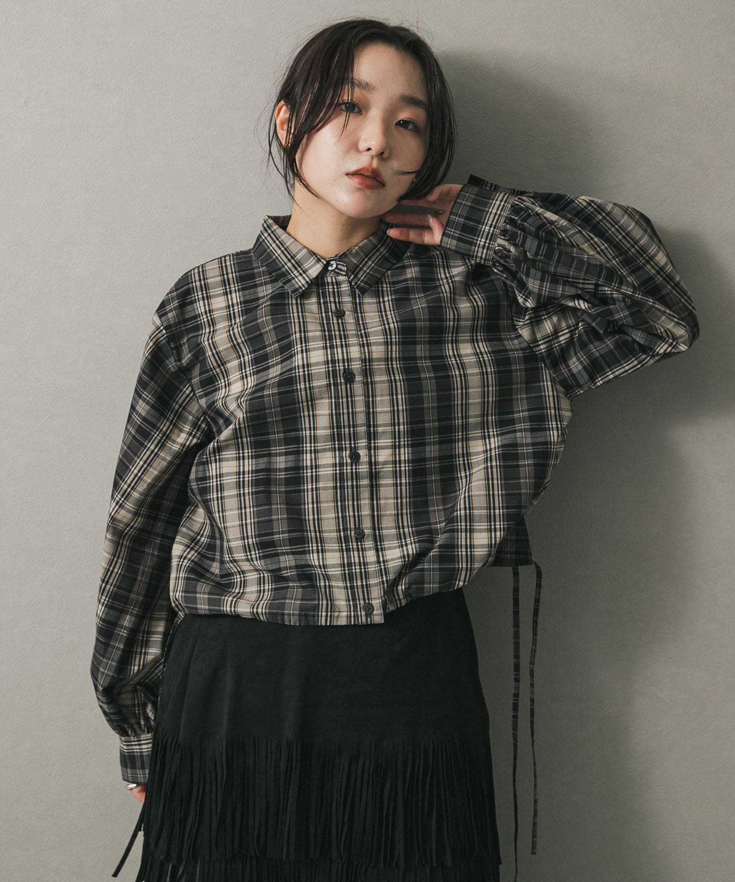 BLK×WHT