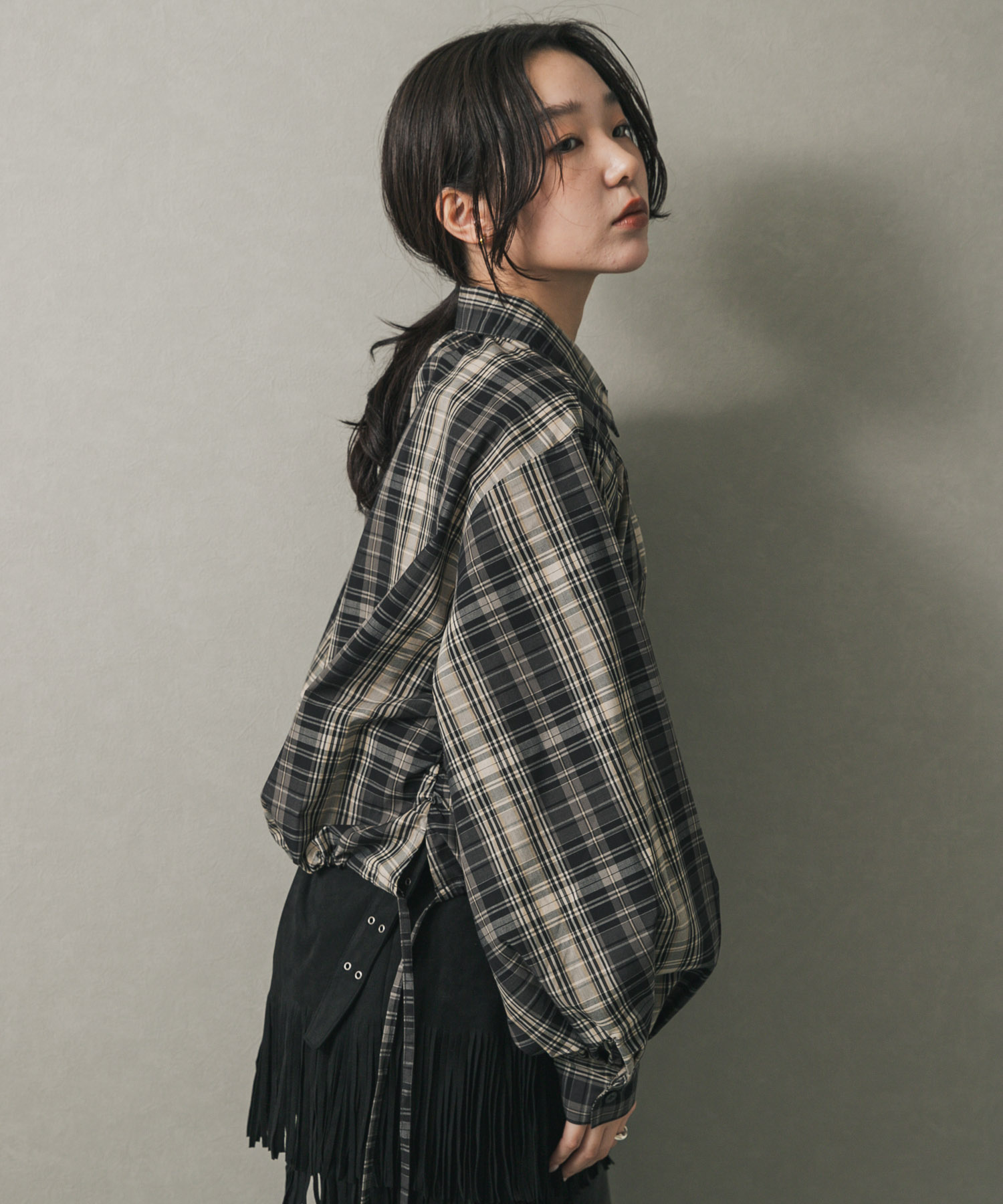 BLK×WHT