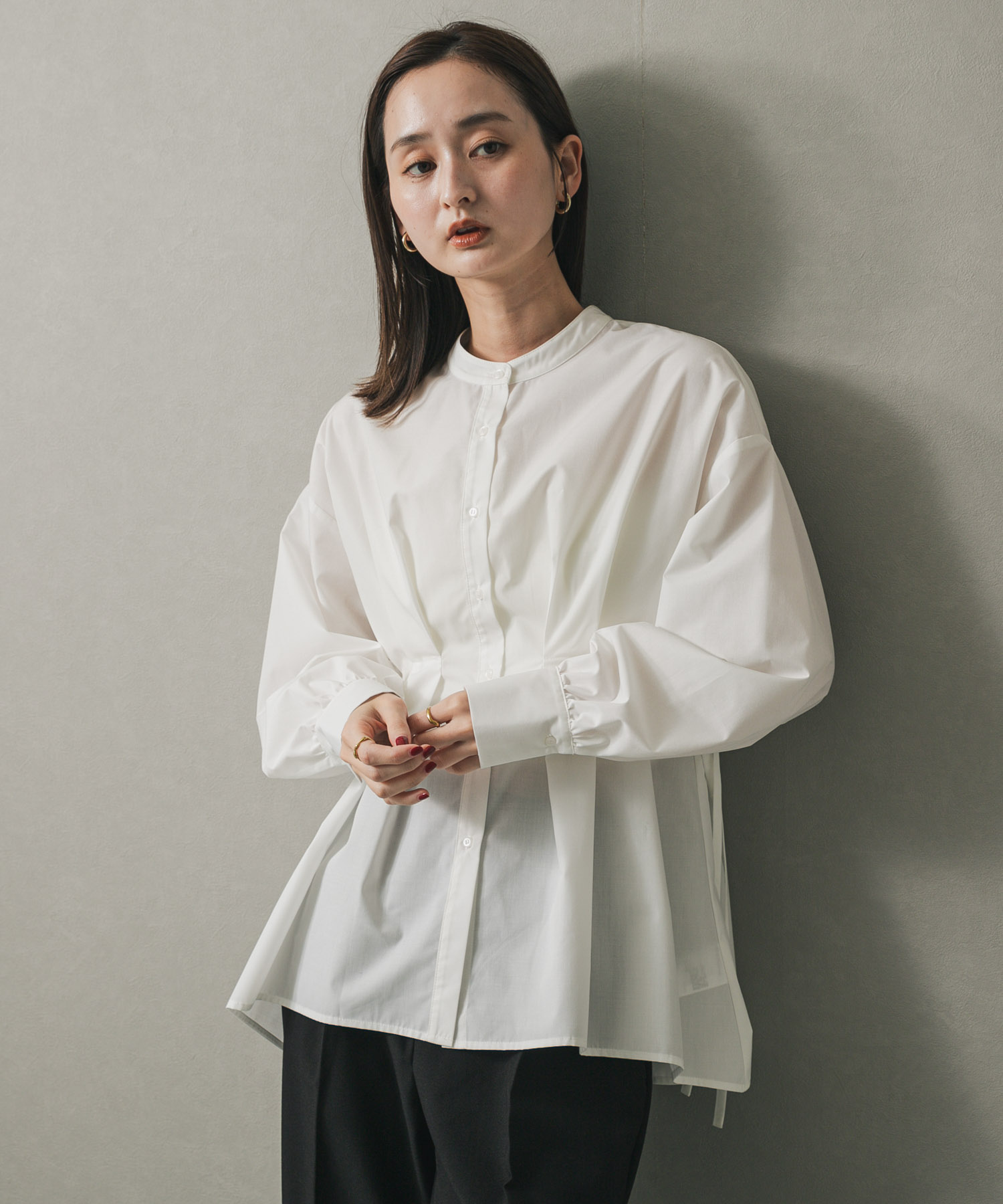 OFF WHITE