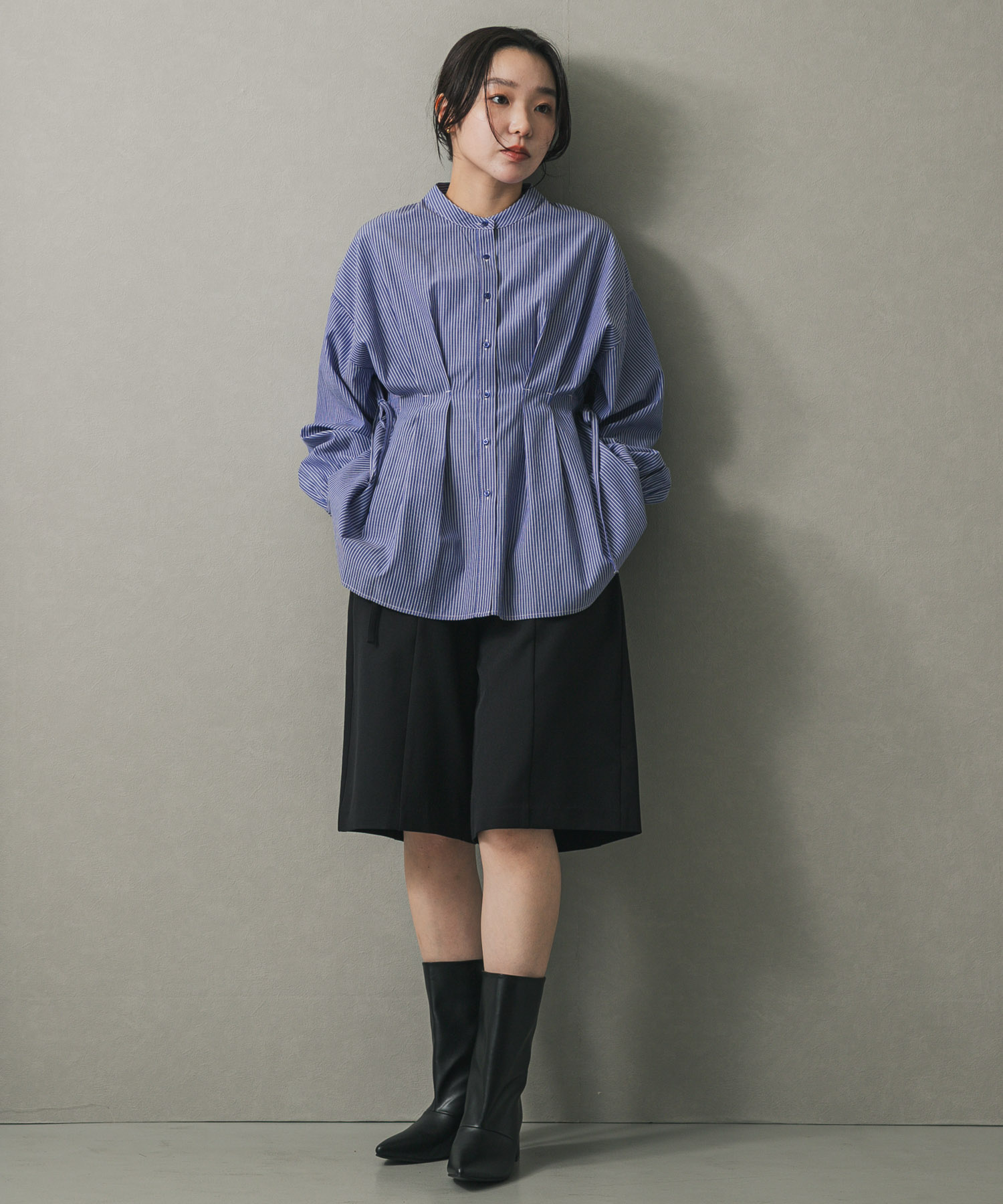 BLU×WHT
