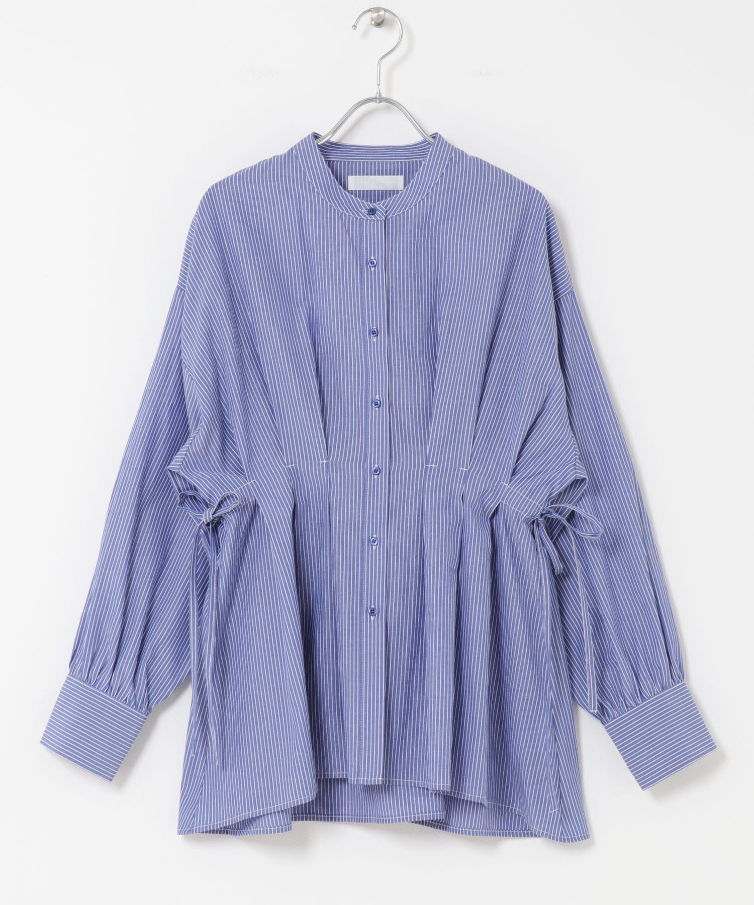 BLU×WHT