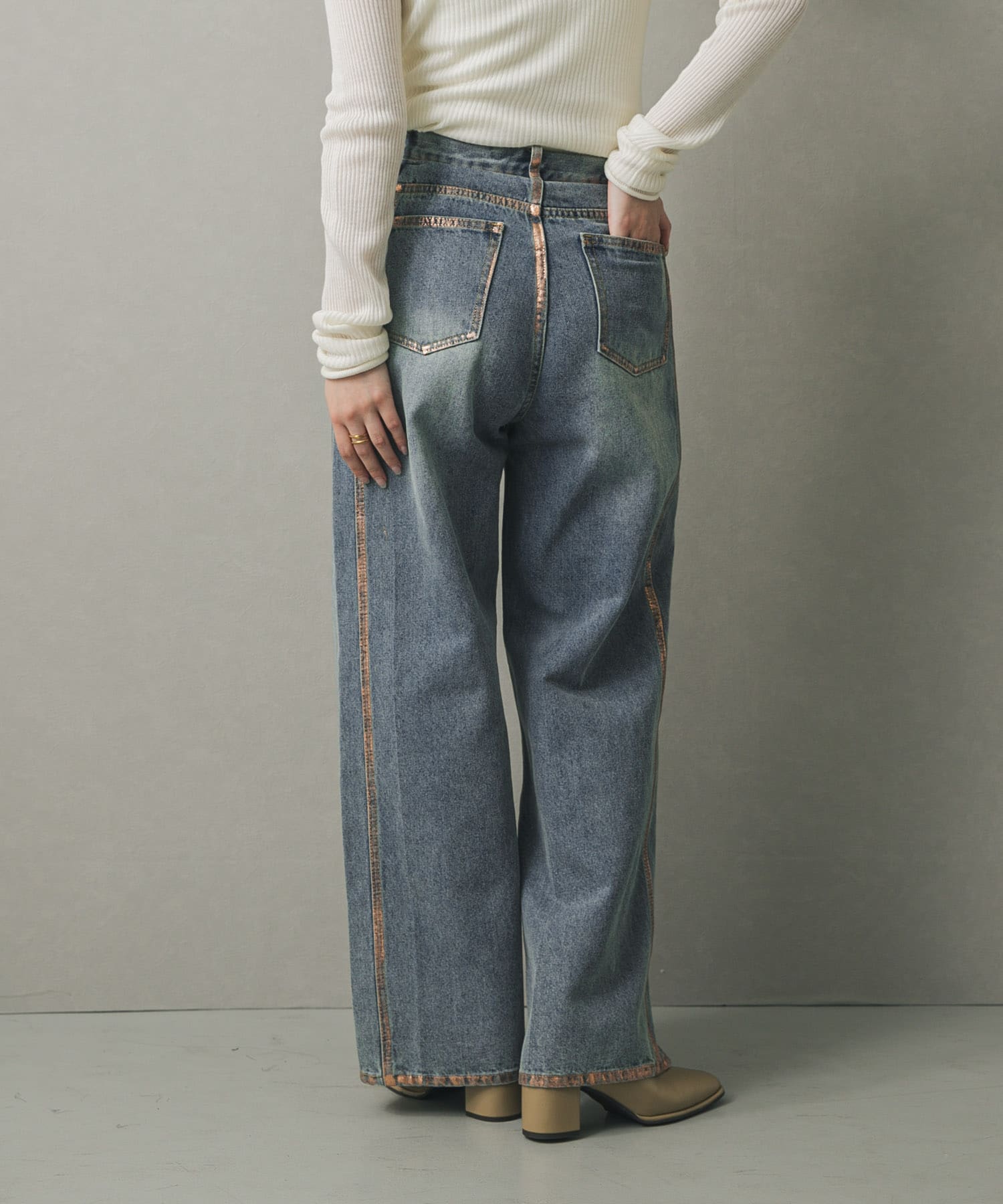 L.INDIGO
