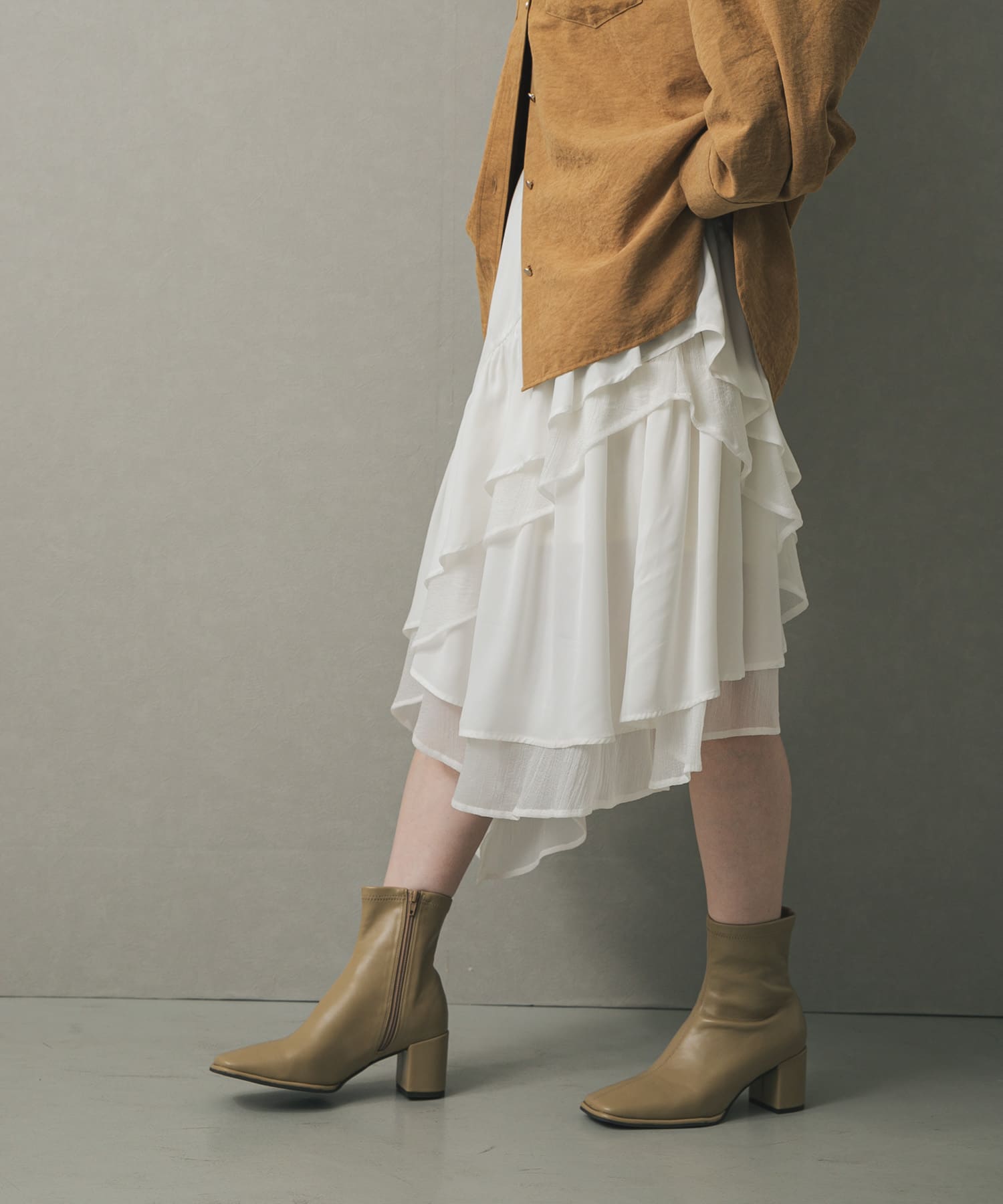 フレアティアードミディスカート