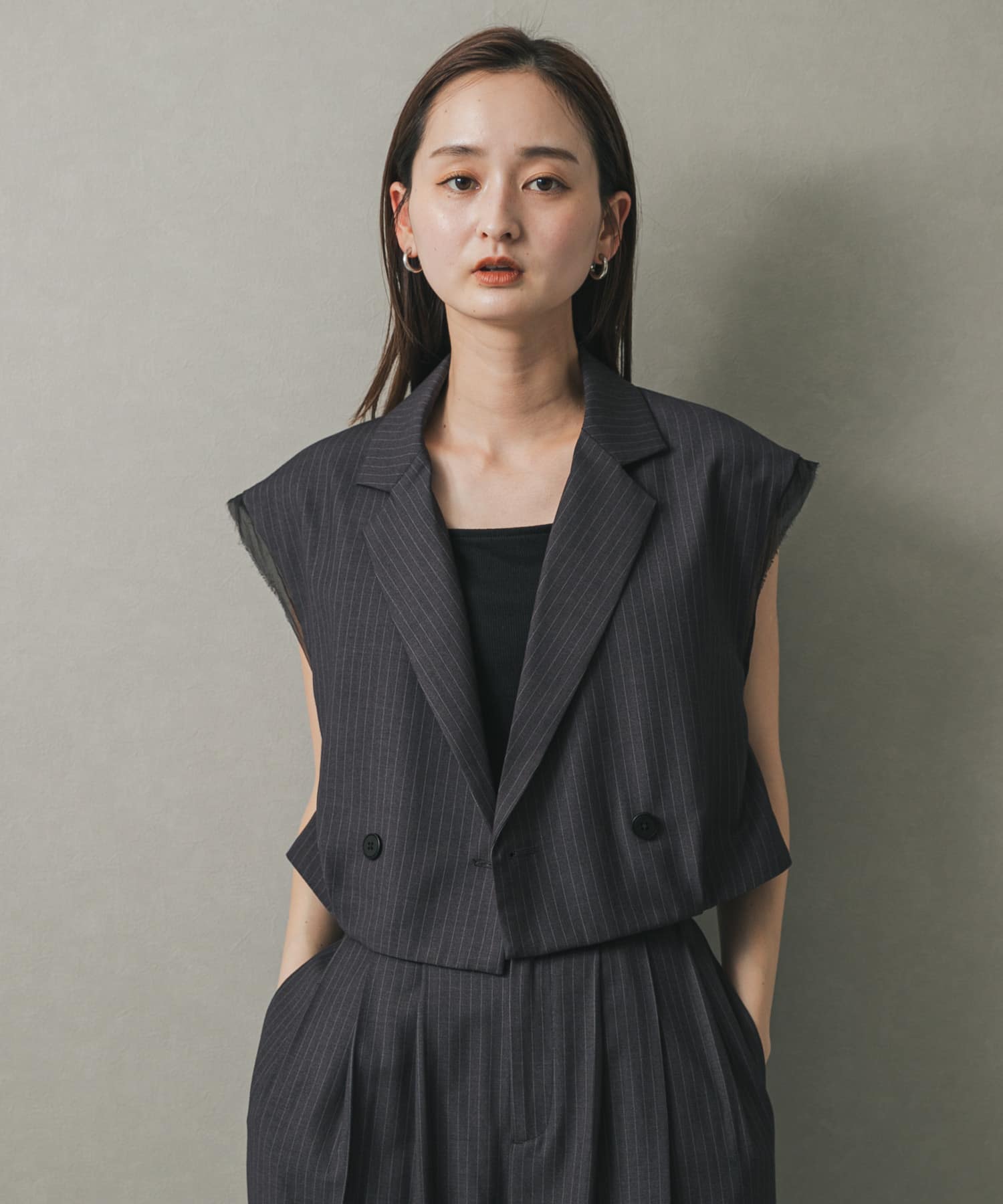 GRY×WHT