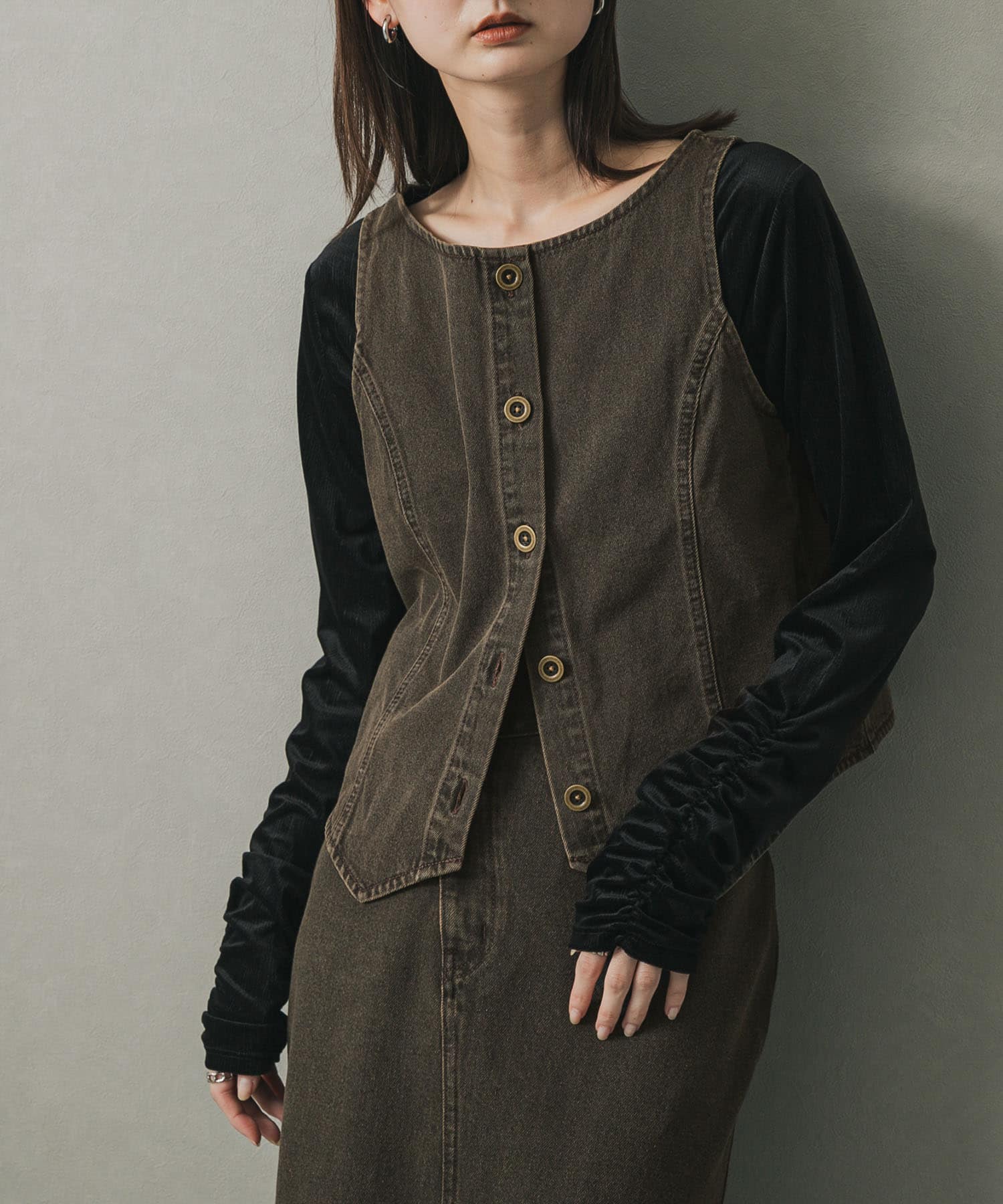 デニムコンパクトジレ