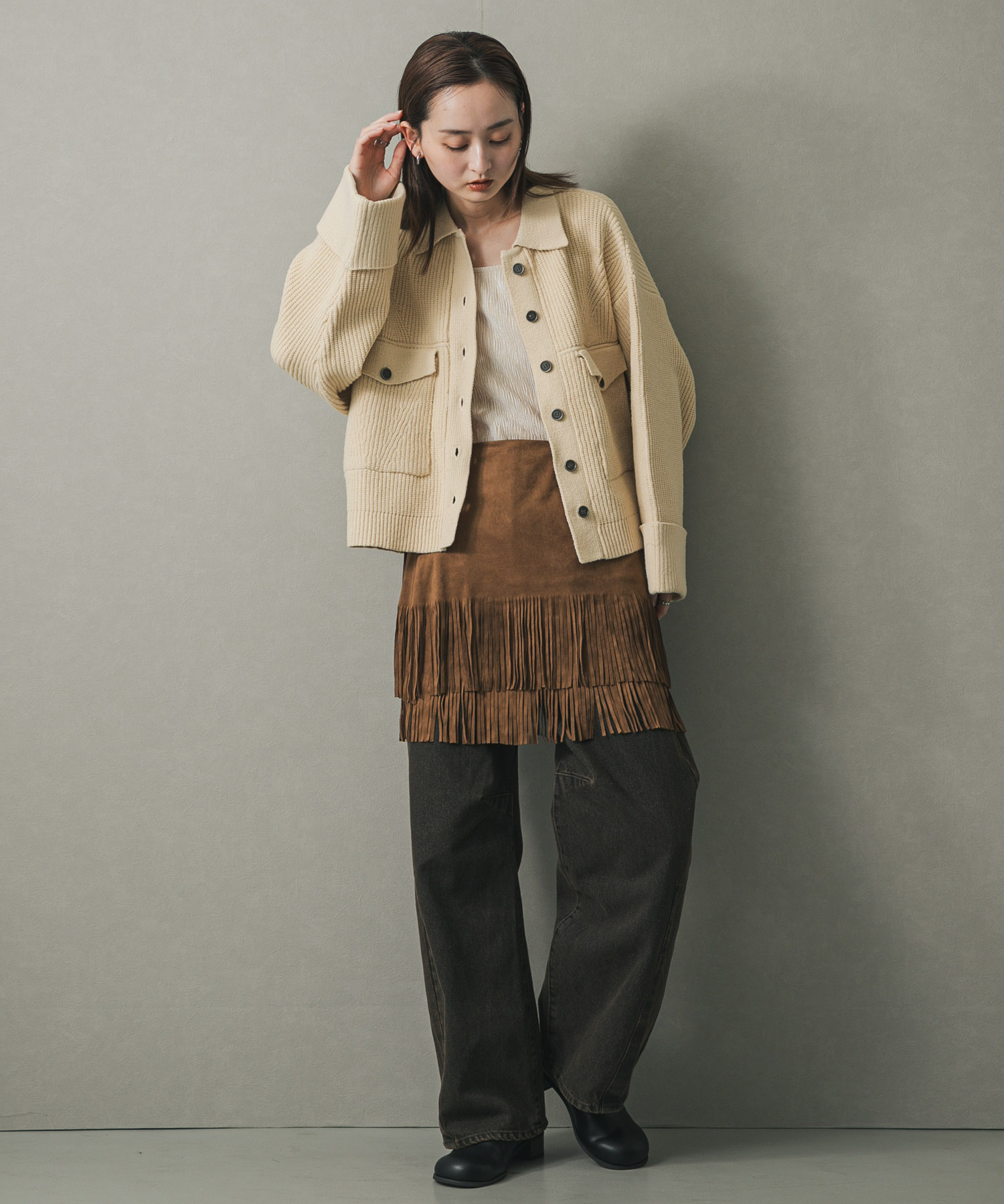 Y.BEIGE