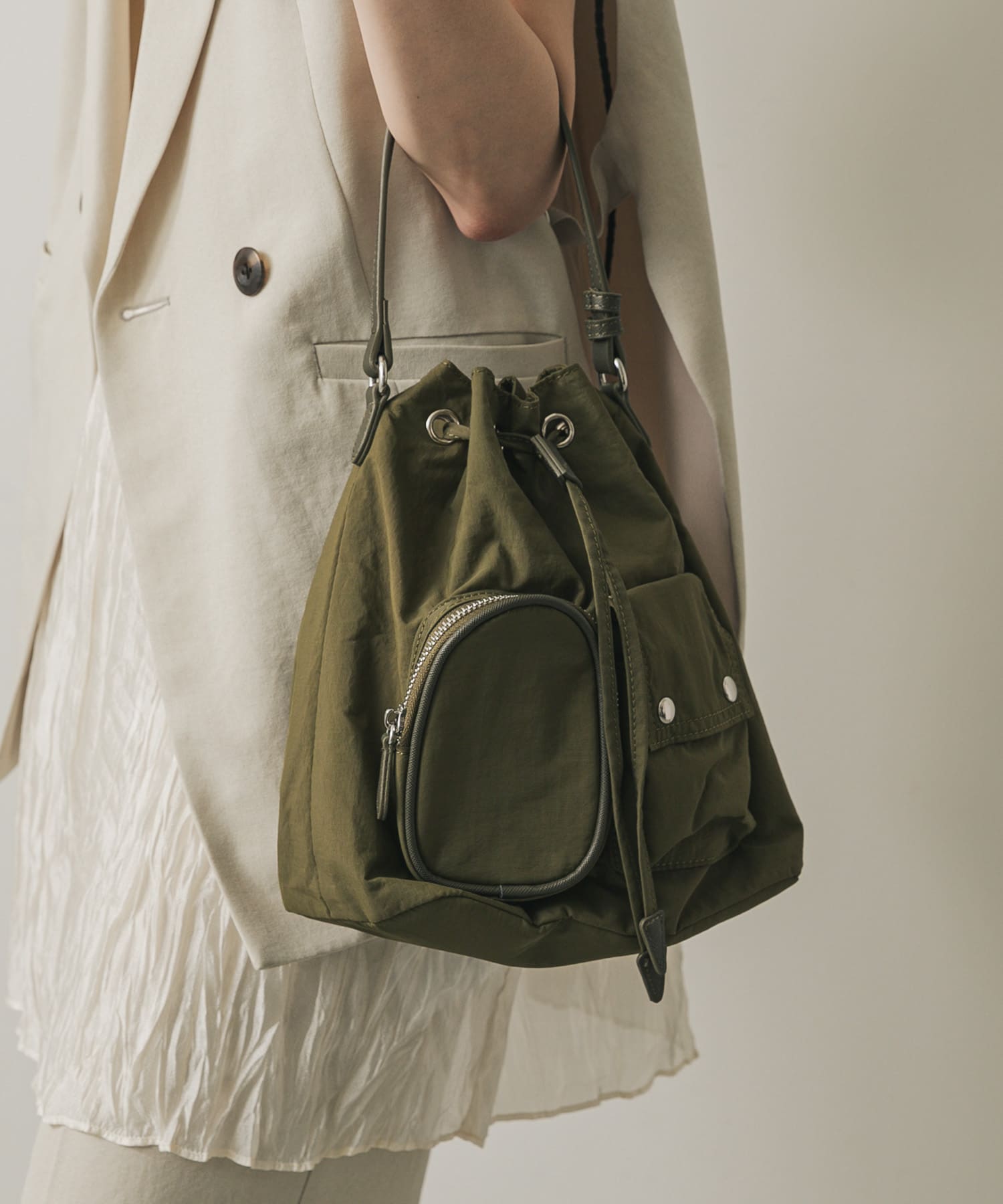 撥水2WAYマルチポケットナイロンバッグ KHAKI one