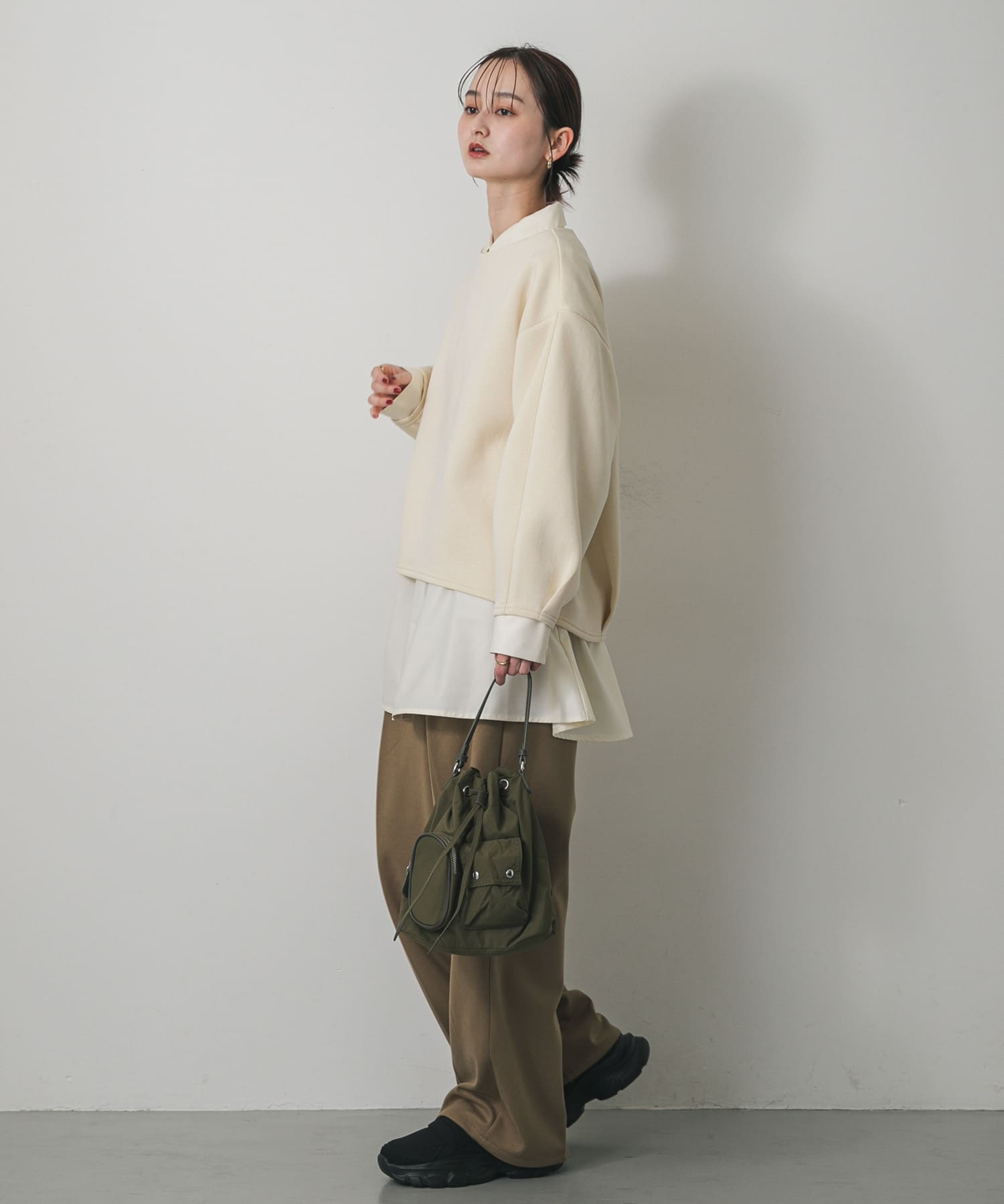 撥水2WAYマルチポケットナイロンバッグ KHAKI one