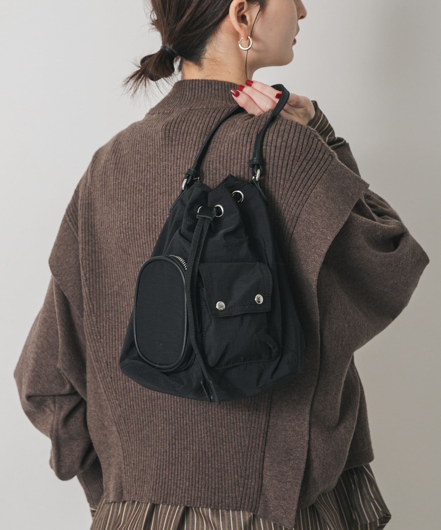 撥水2WAYマルチポケットナイロンバッグ