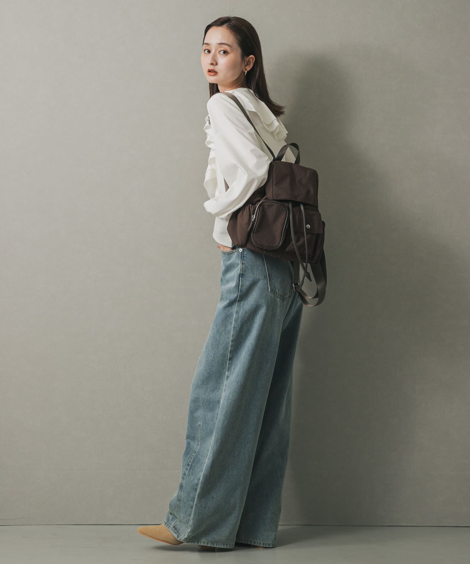 撥水マルチポケットナイロンリュック BROWN one