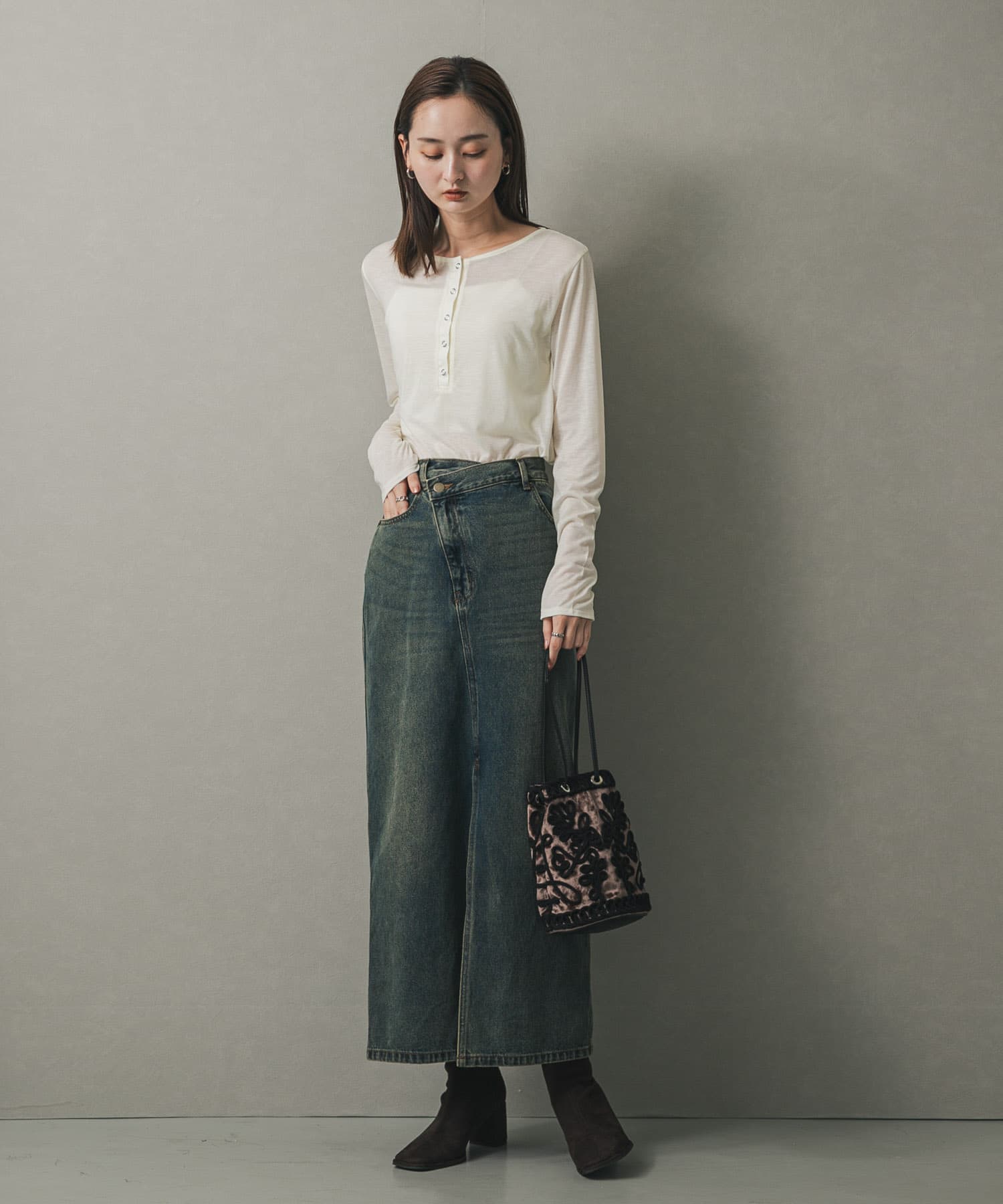コードシシュウベロアバッグ BROWN one