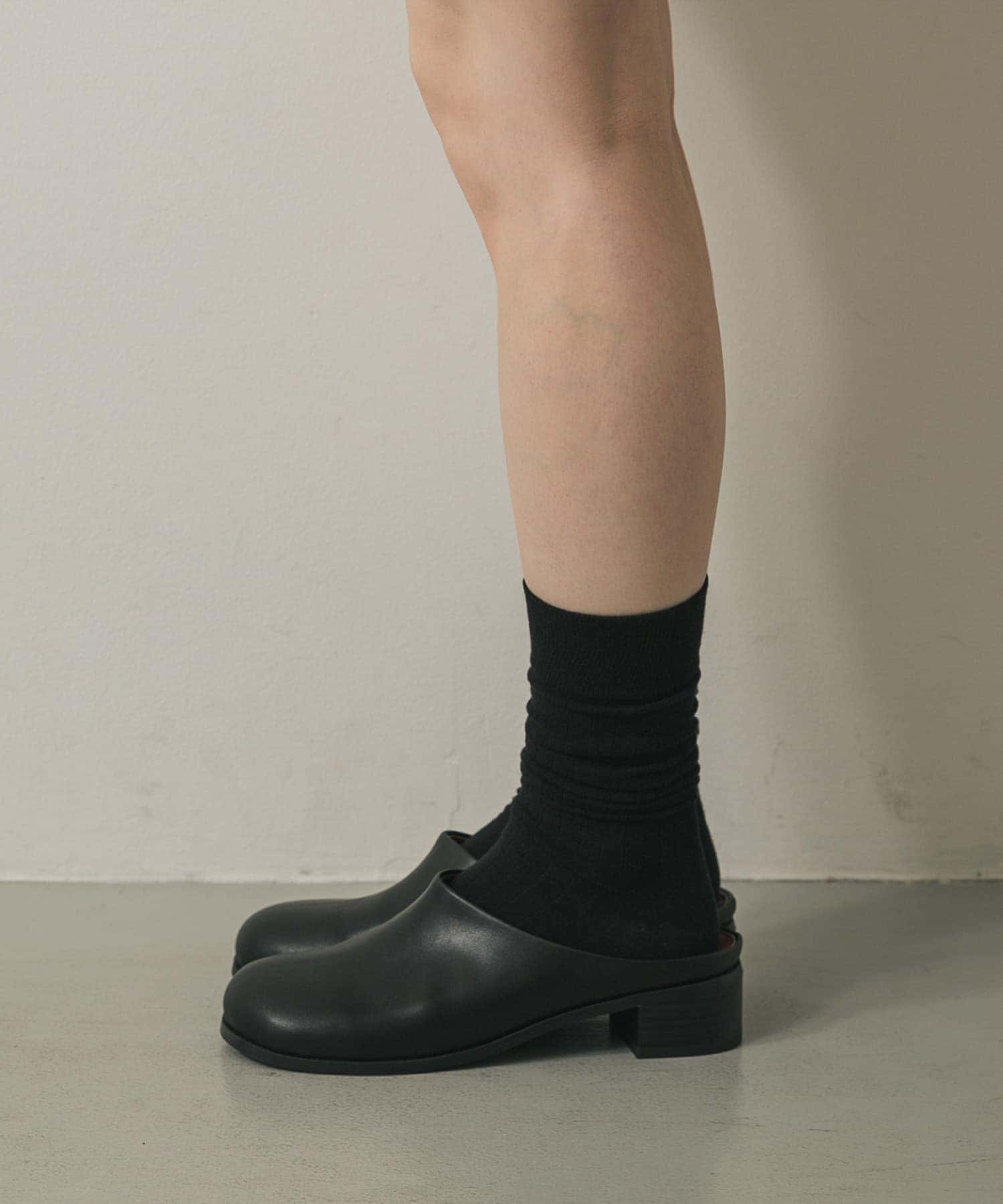 ワイドトゥヒールスリッポン BLACK S